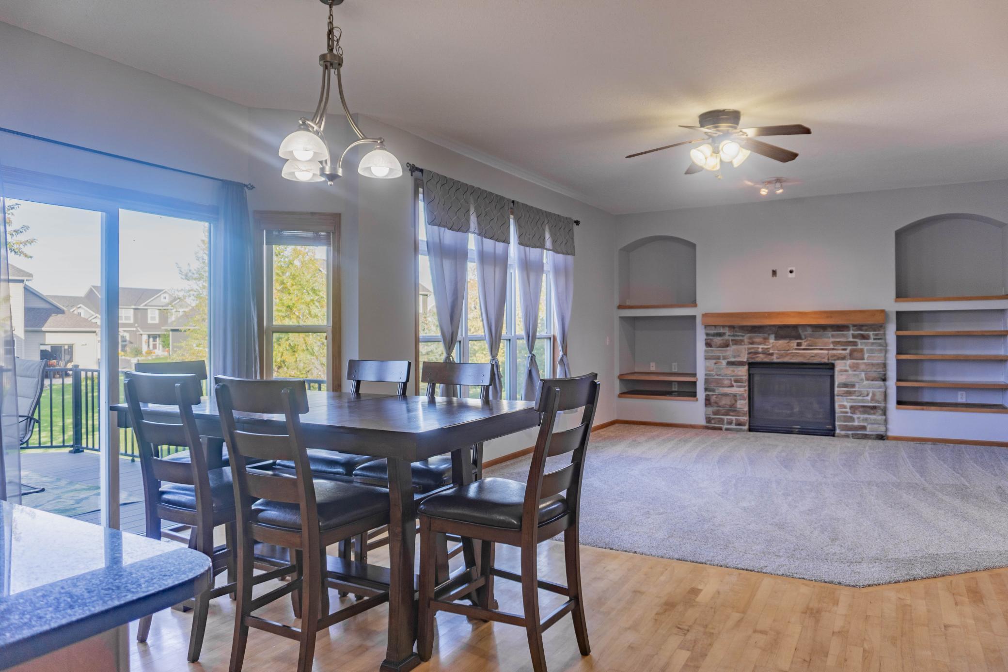 1216 S Windmill Creek