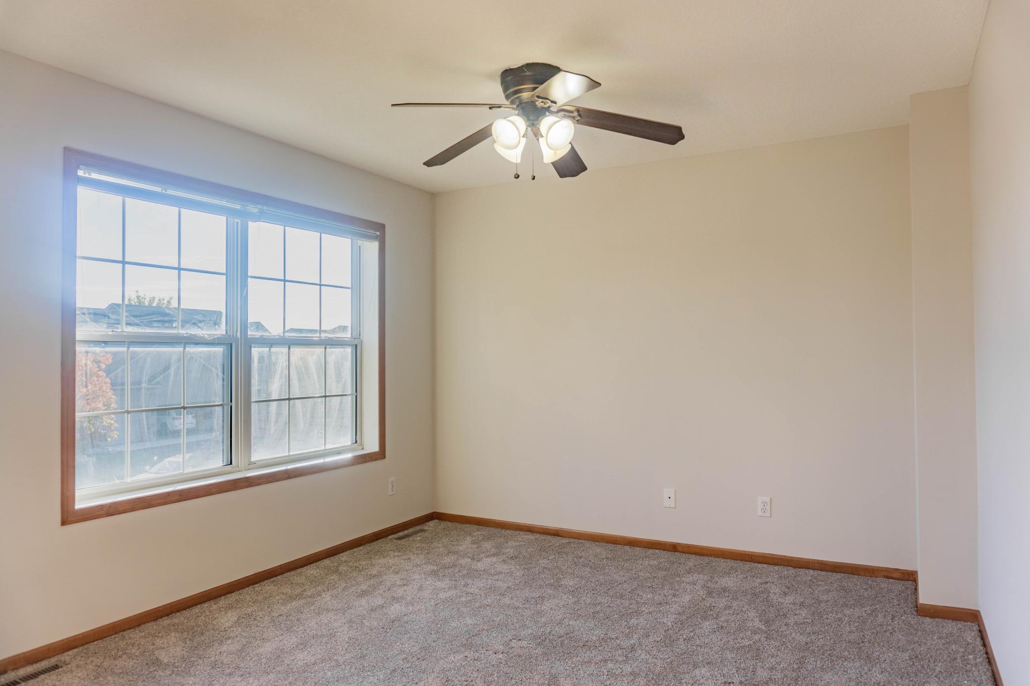 1216 S Windmill Creek