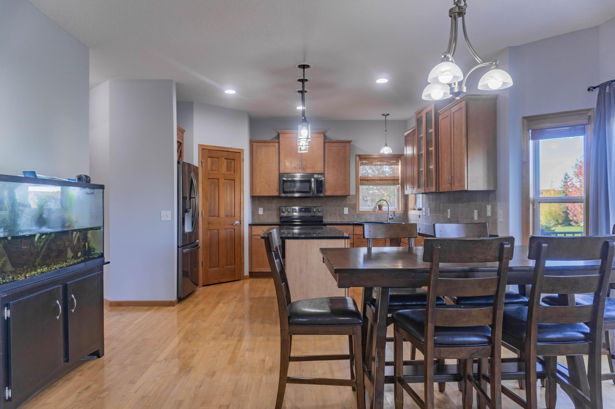 1216 S Windmill Creek