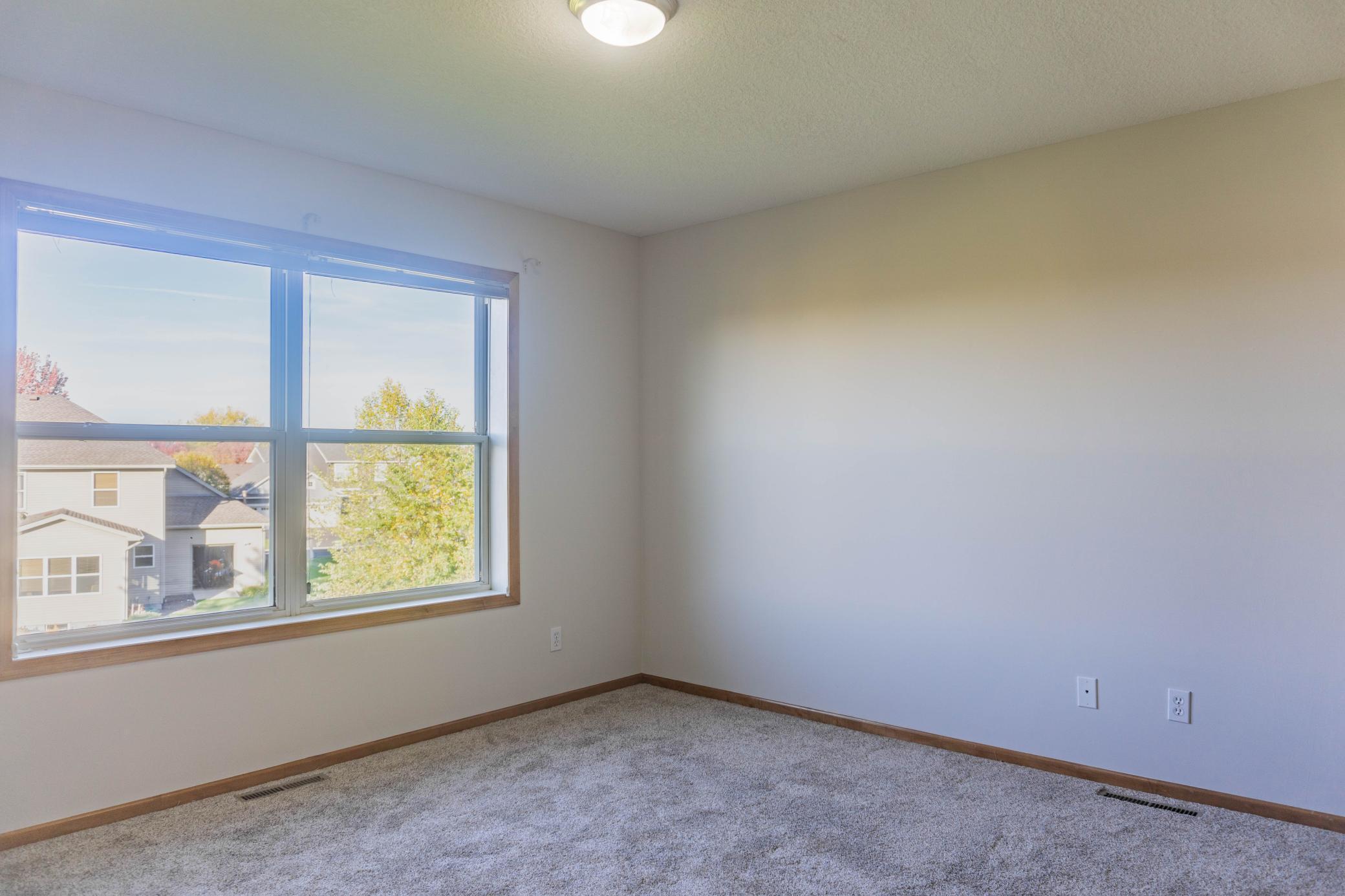 1216 S Windmill Creek