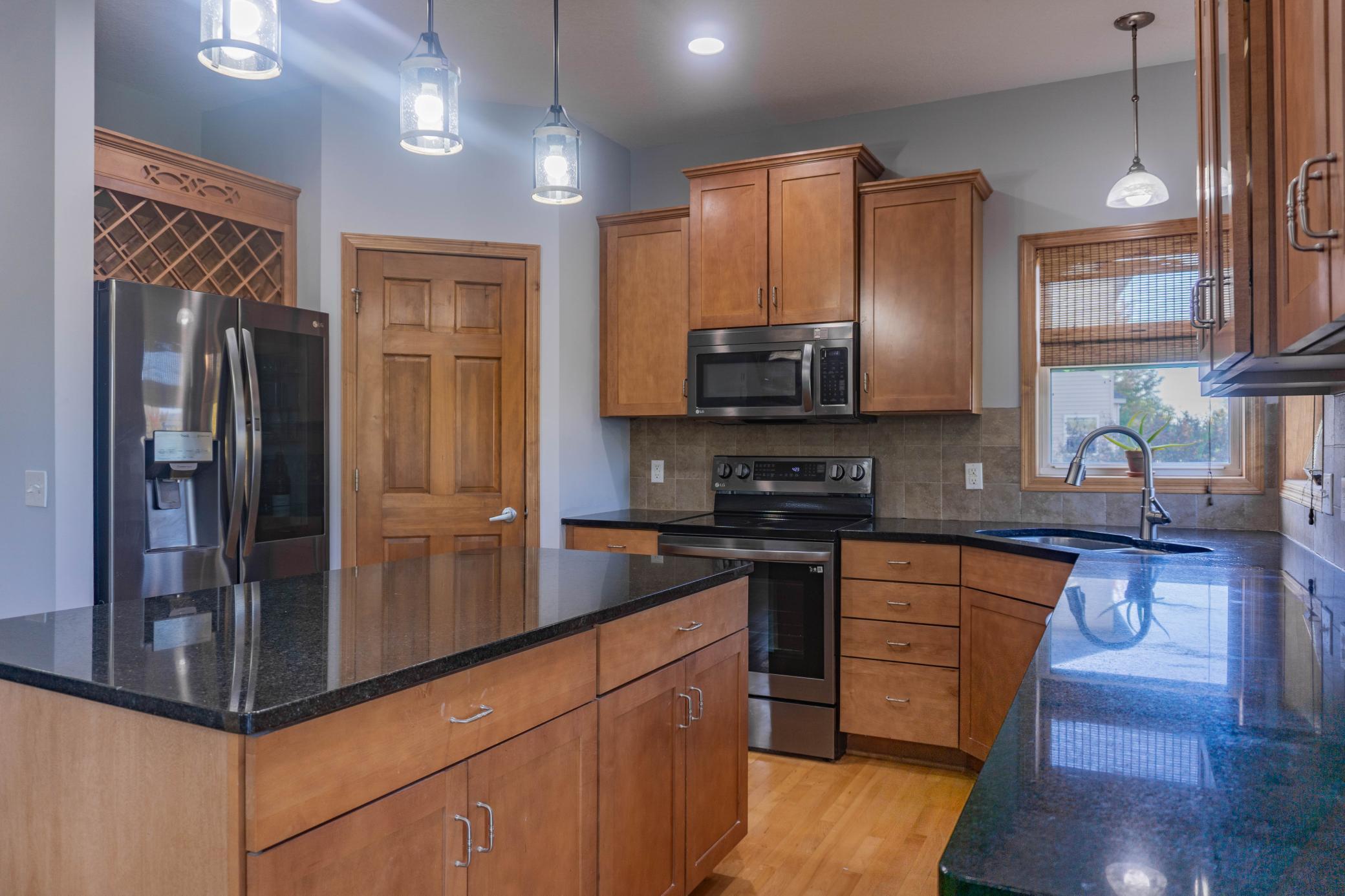 1216 S Windmill Creek