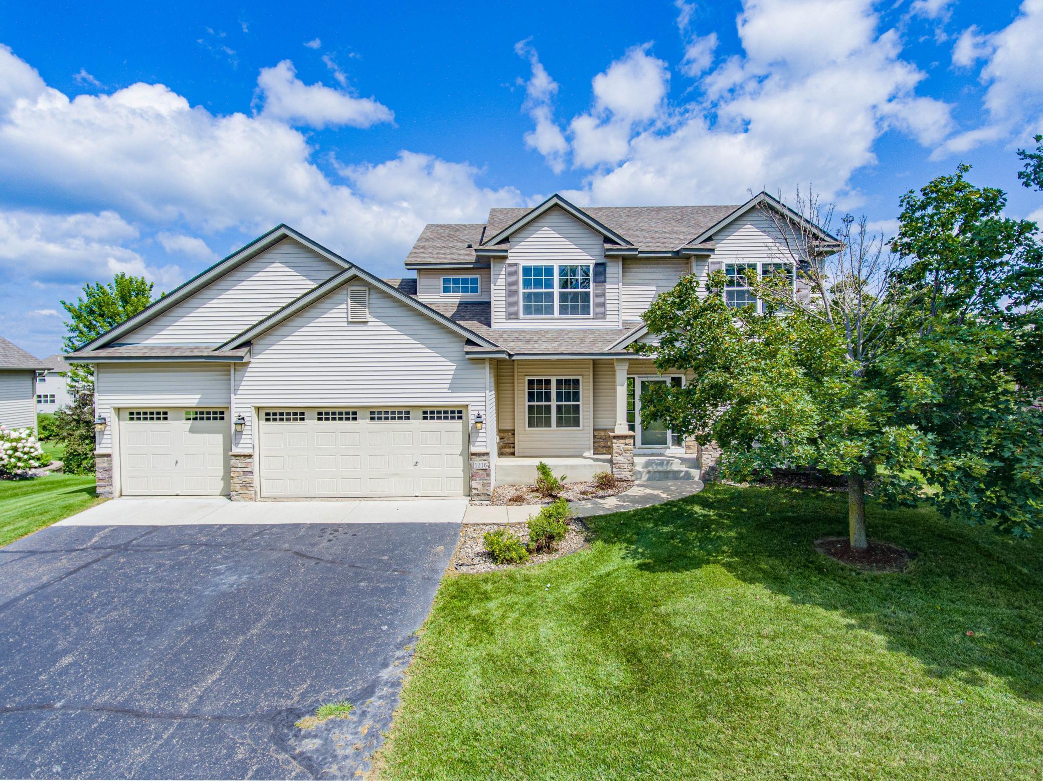 1216 S Windmill Creek