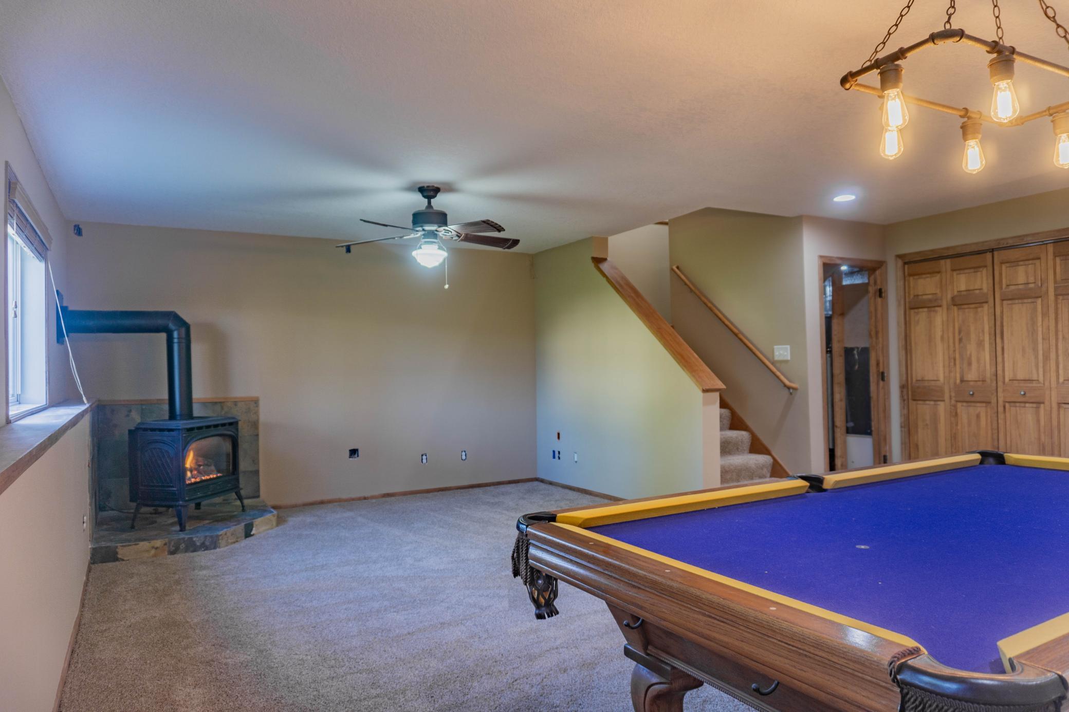 1216 S Windmill Creek