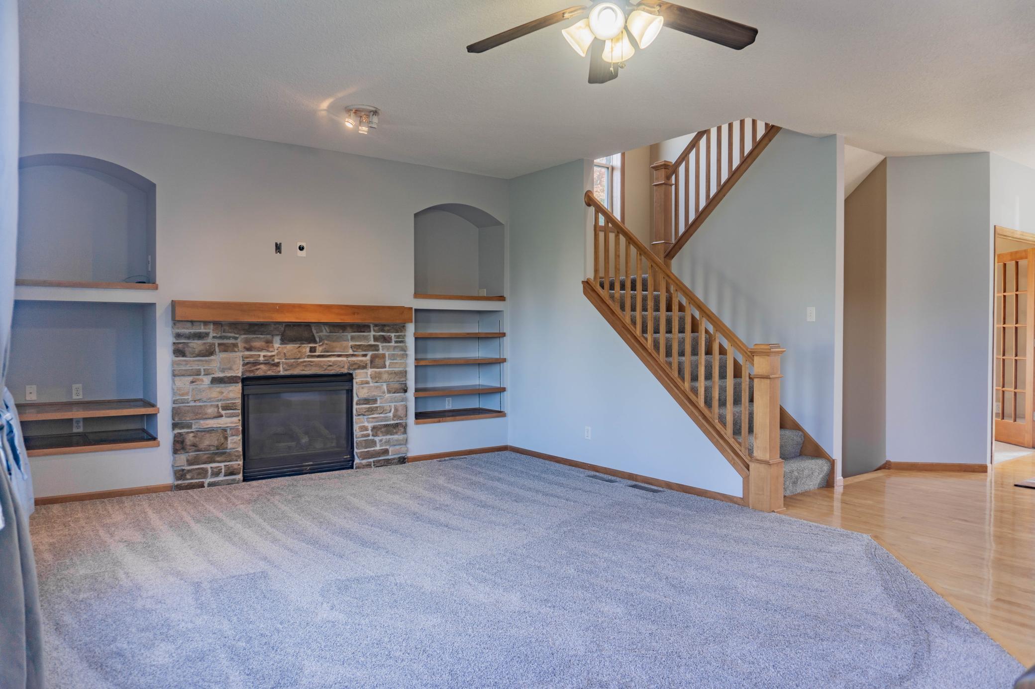 1216 S Windmill Creek