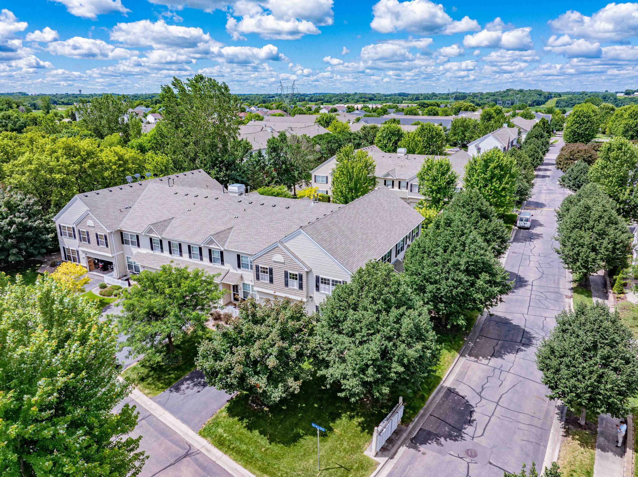 875 Braunworth Court