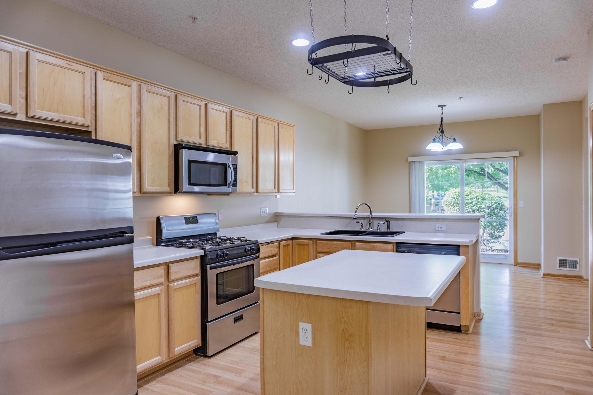 875 Braunworth Court