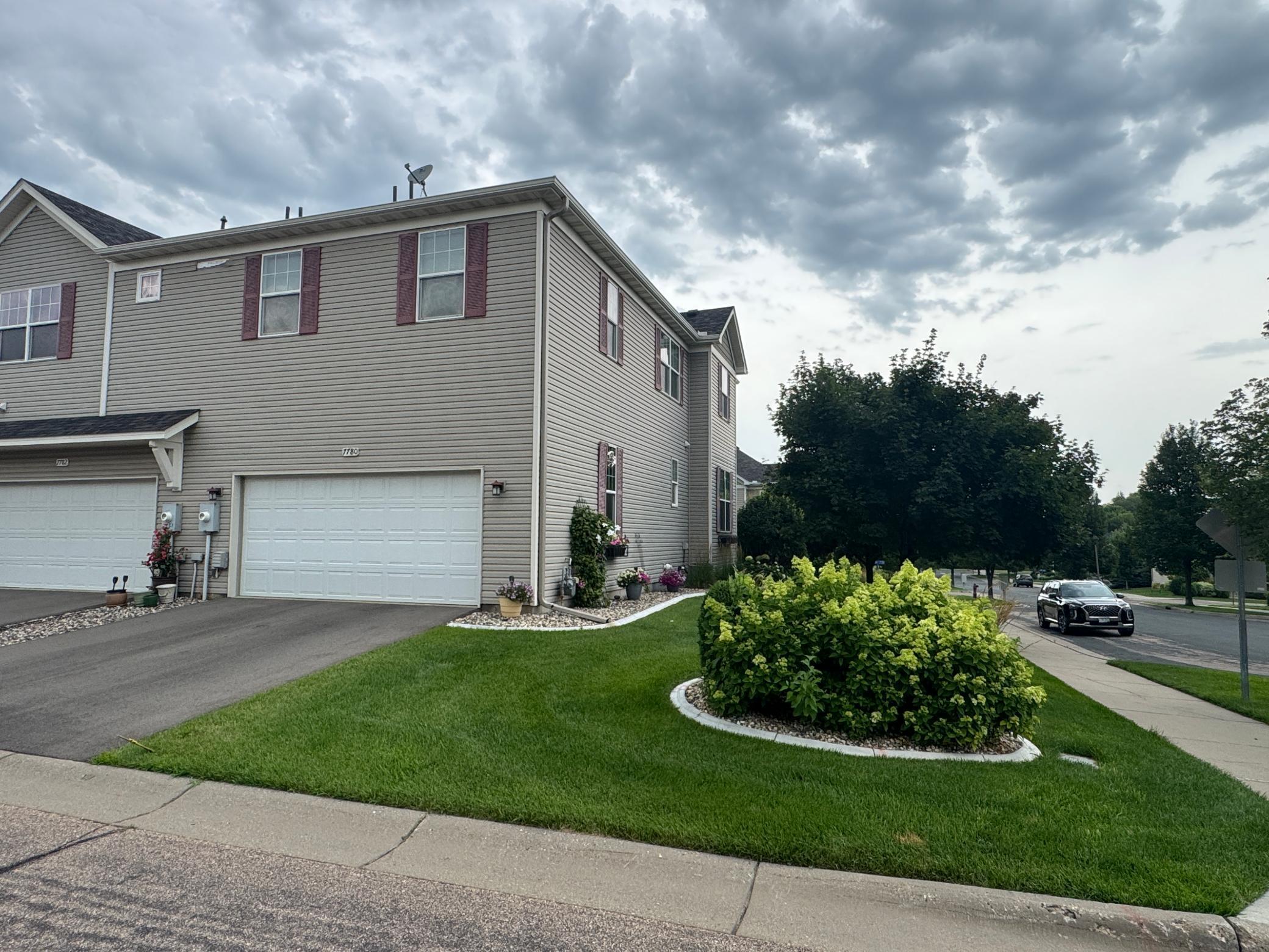 7780 Madelyn Creek Drive