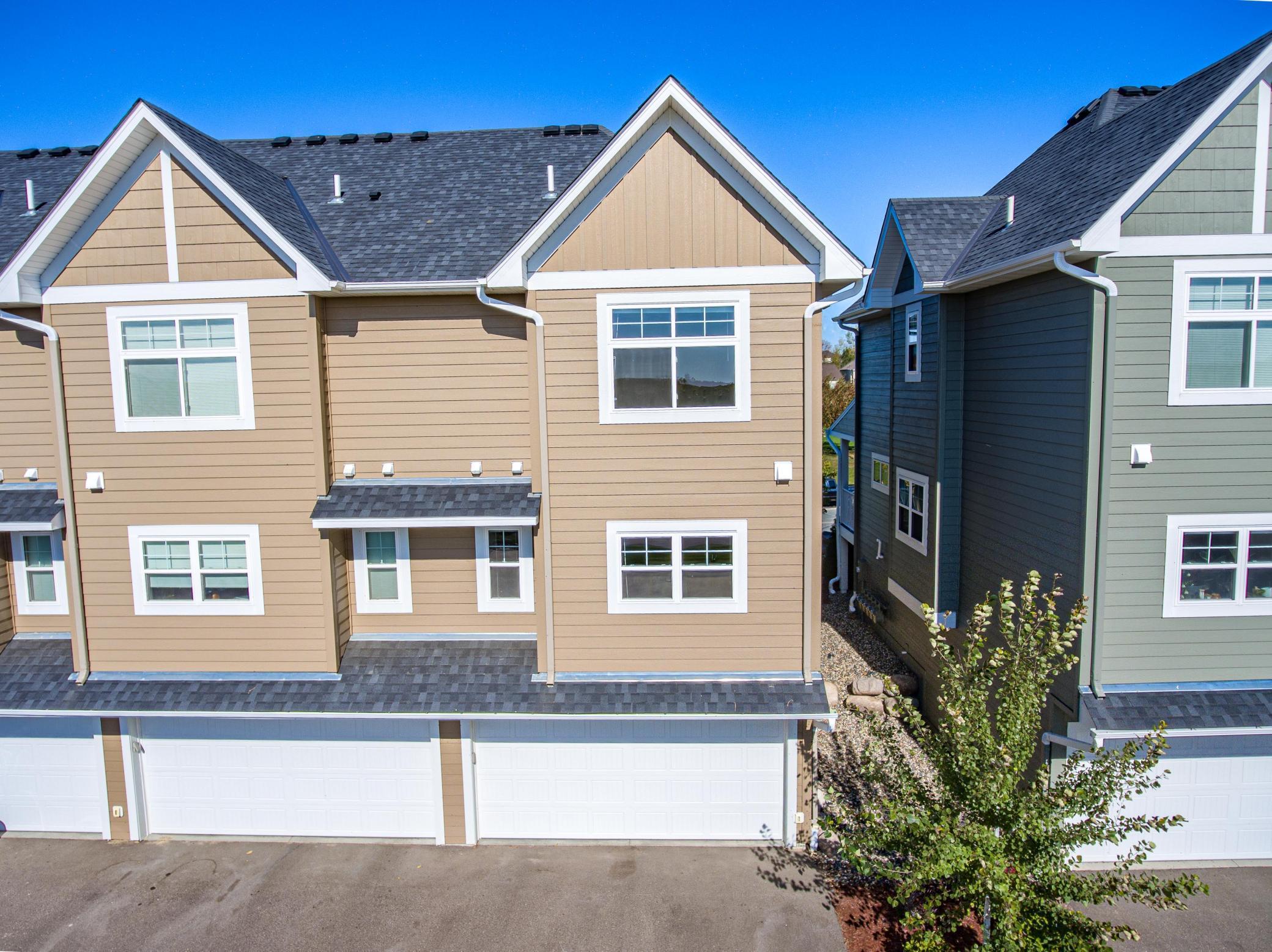 2974 Clover Ridge Drive