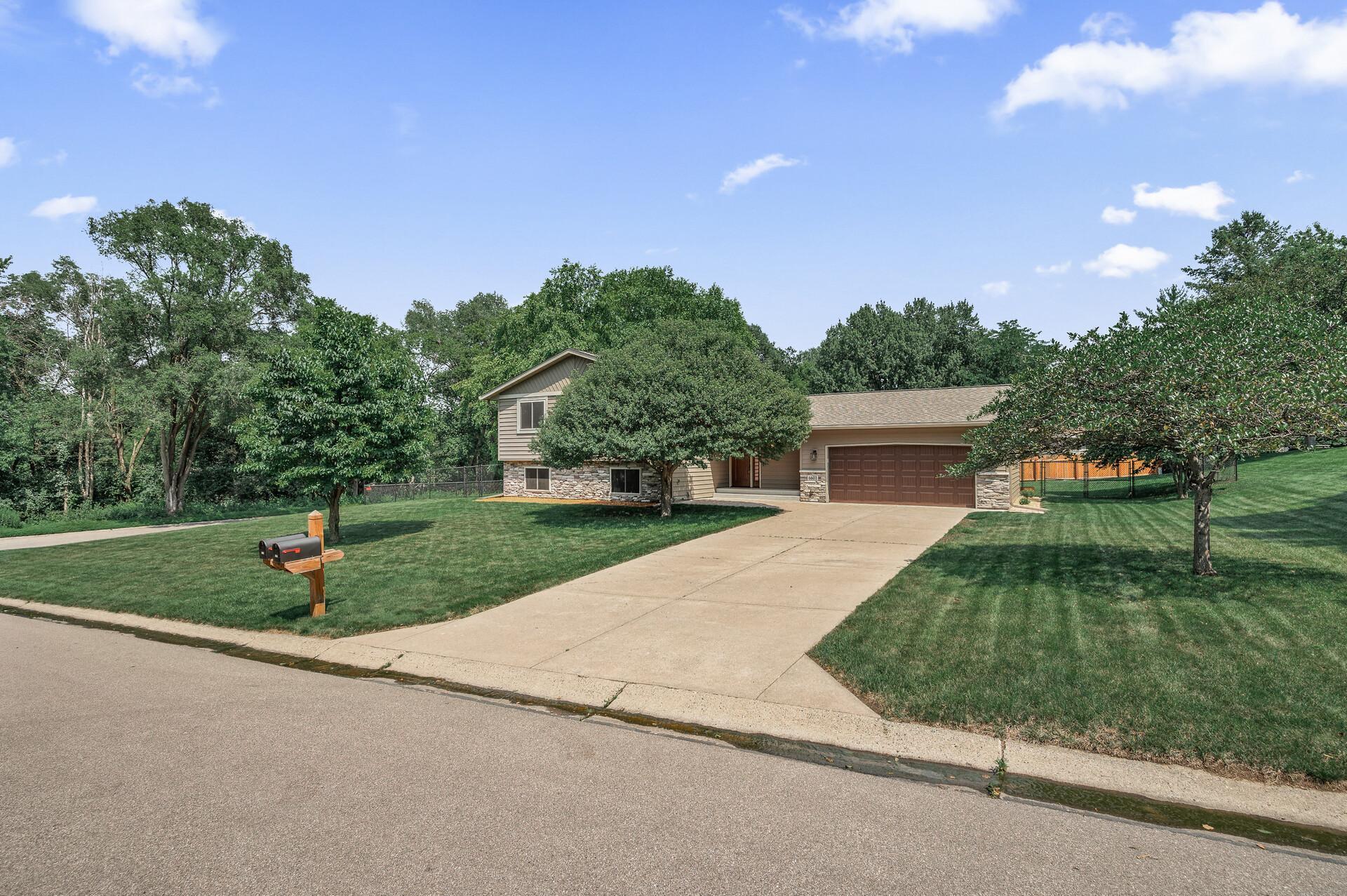 6601 Barberry Lane