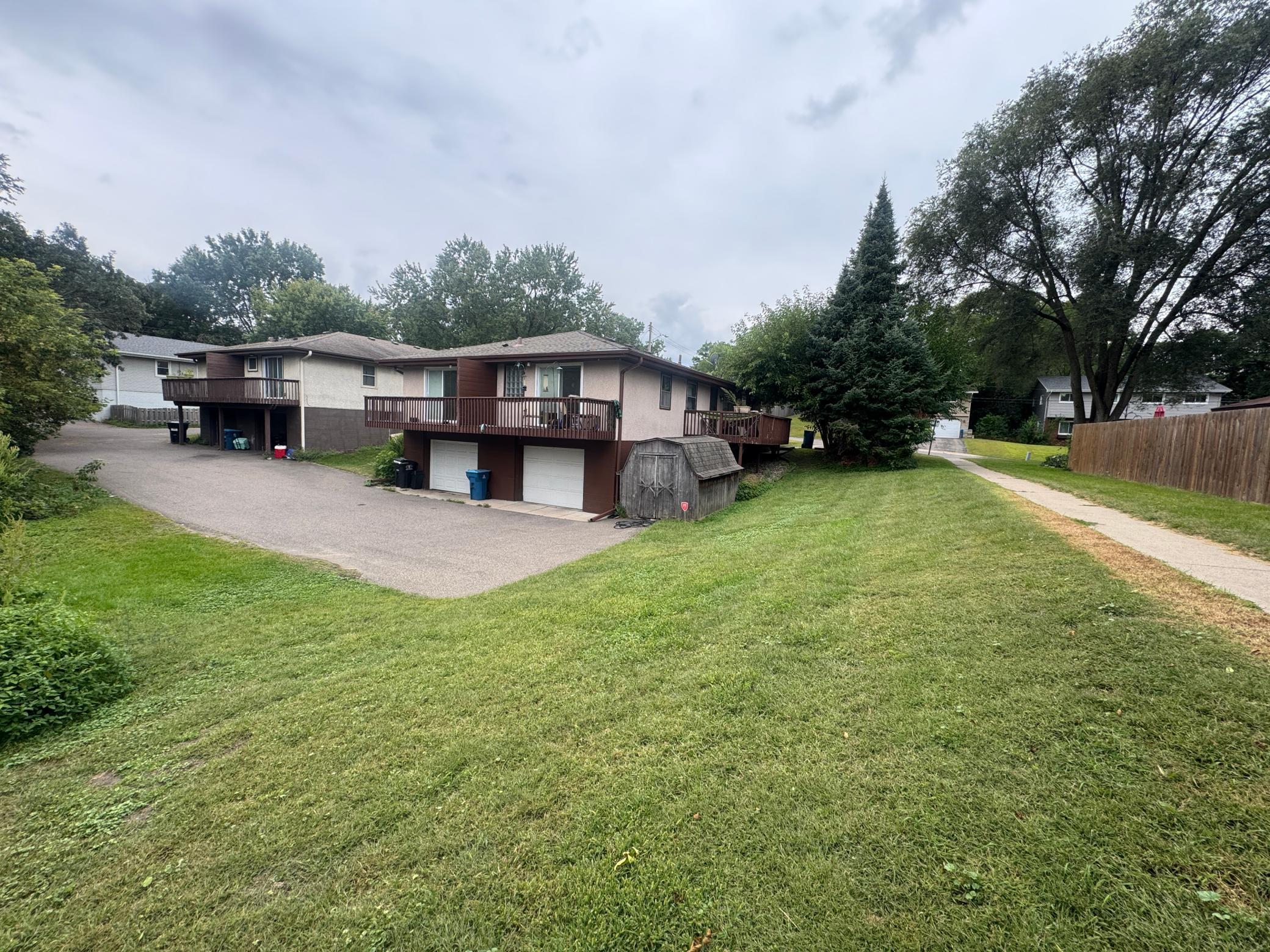 323 Van Buren Avenue N