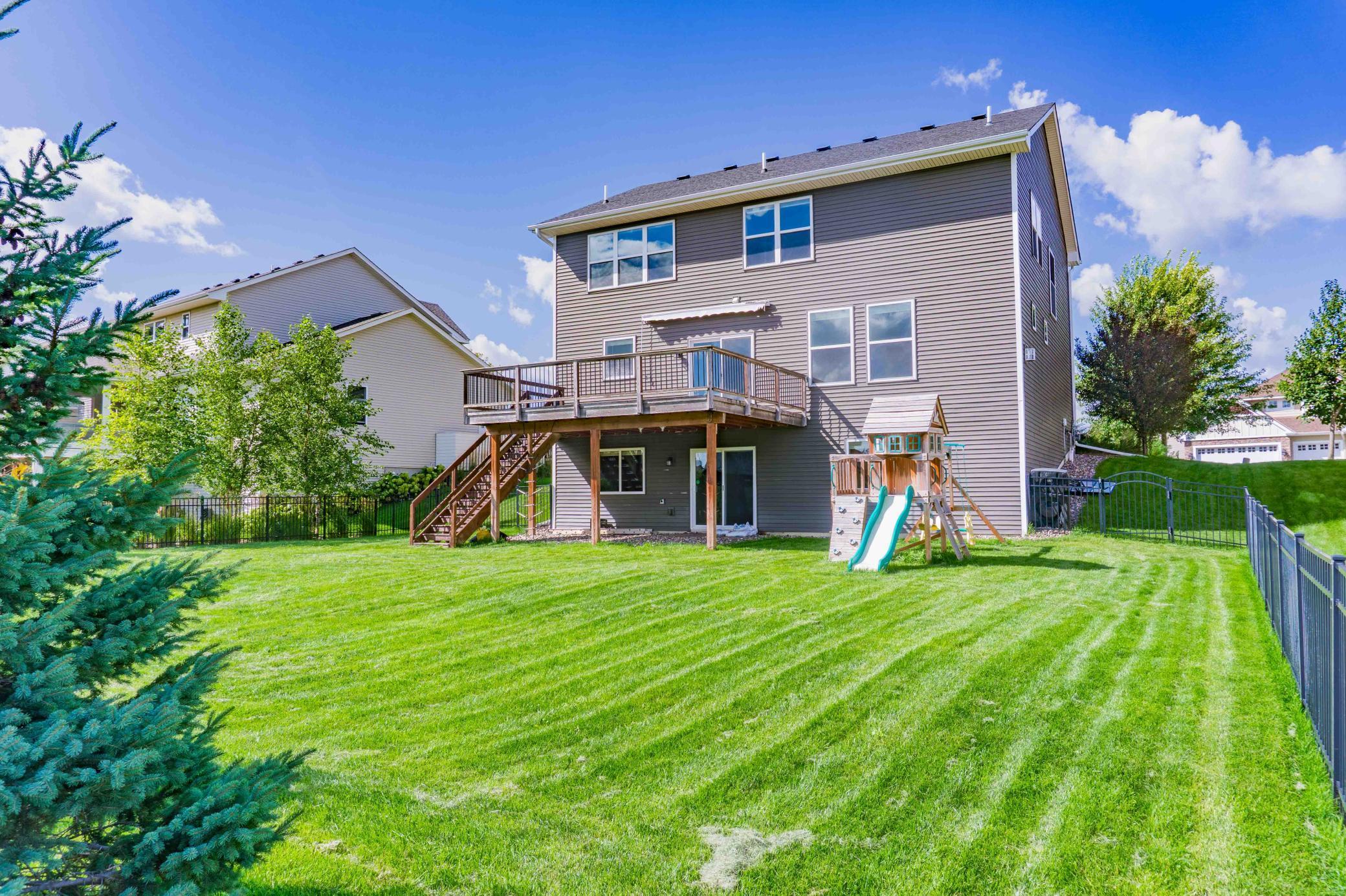 1515 Hackamore Drive