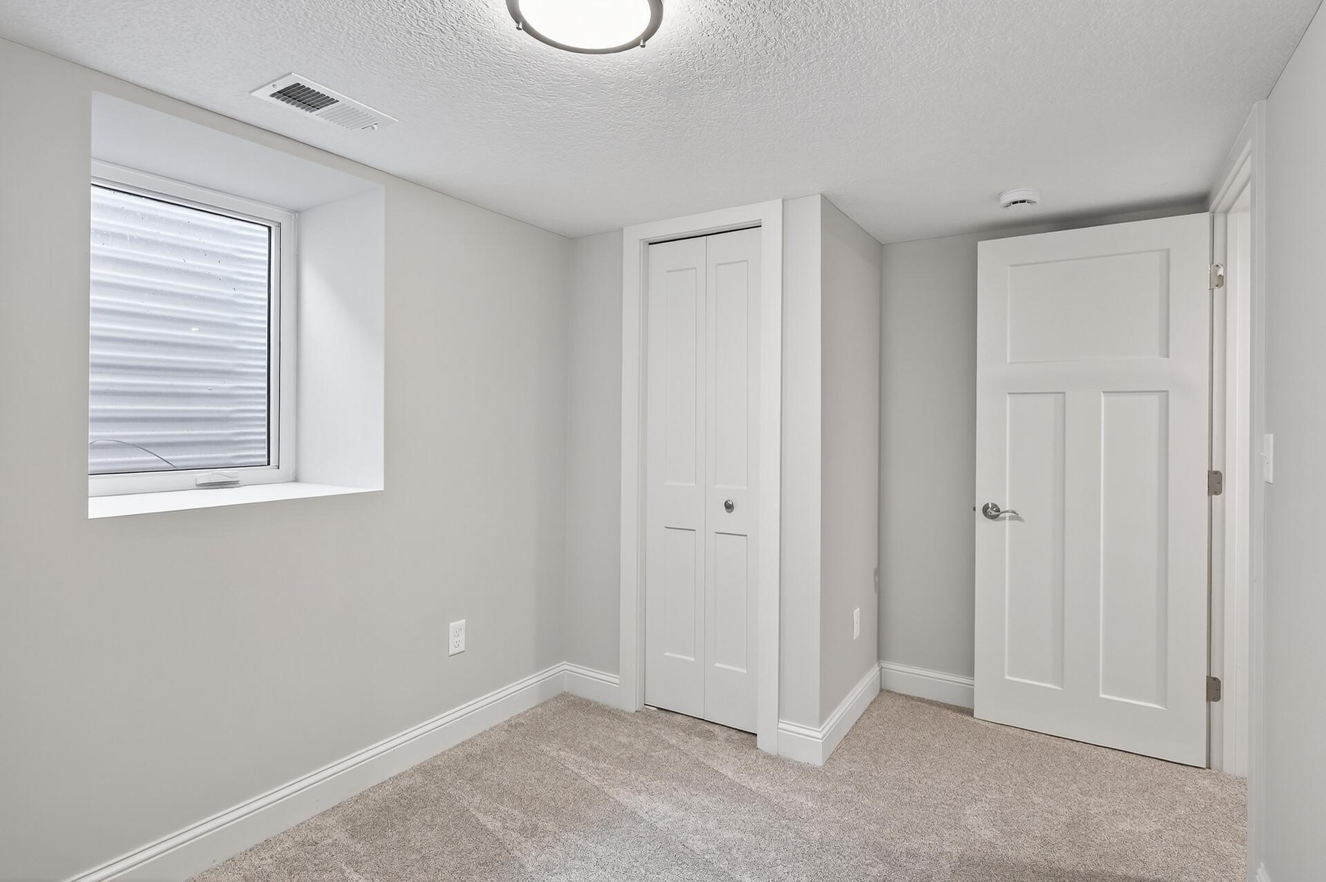 211 N Walnut Street