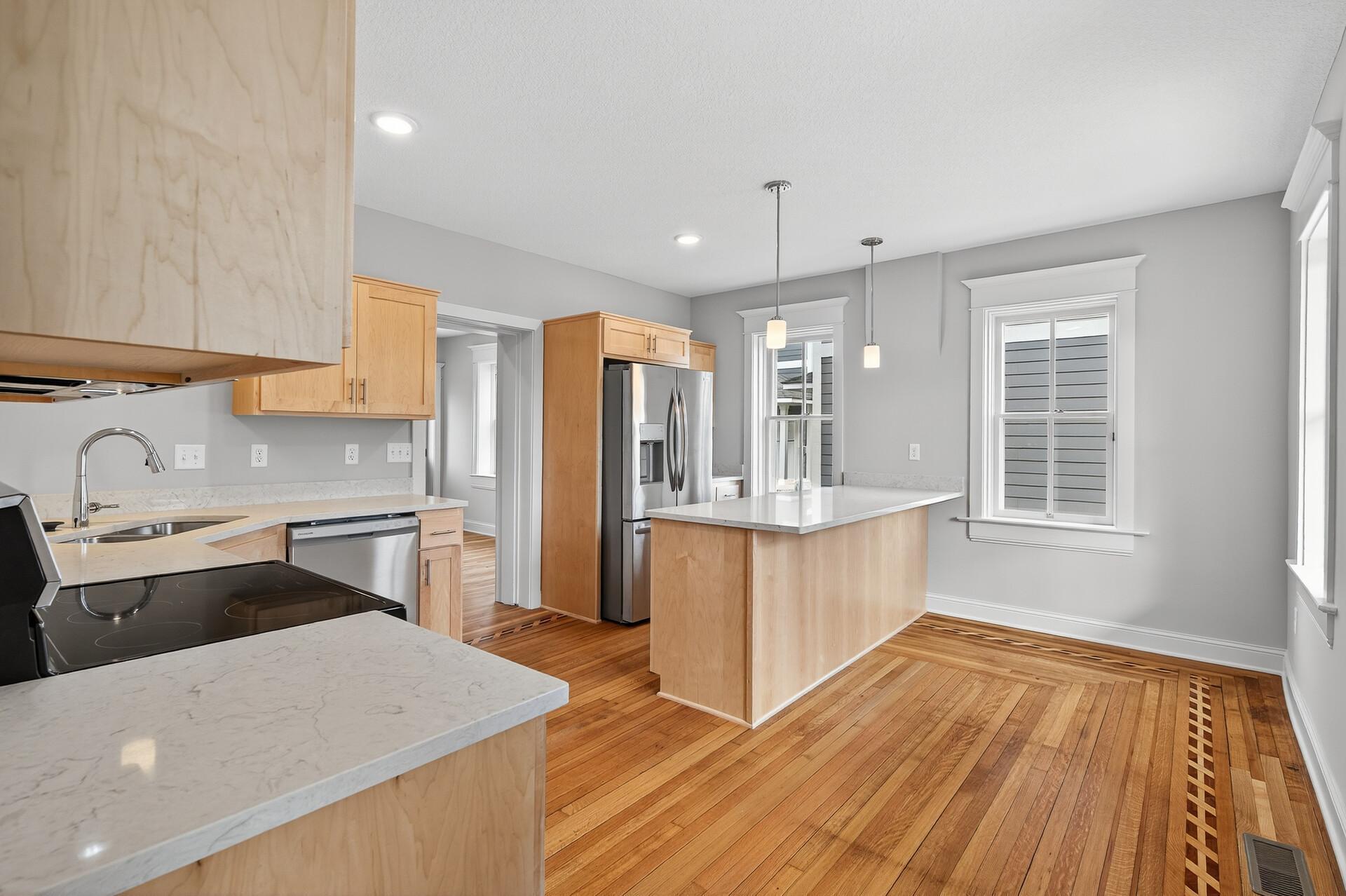 211 N Walnut Street