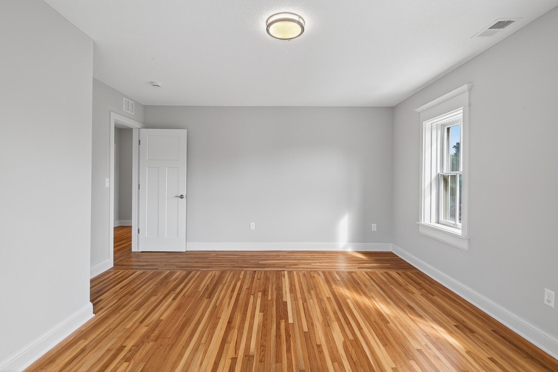 211 N Walnut Street