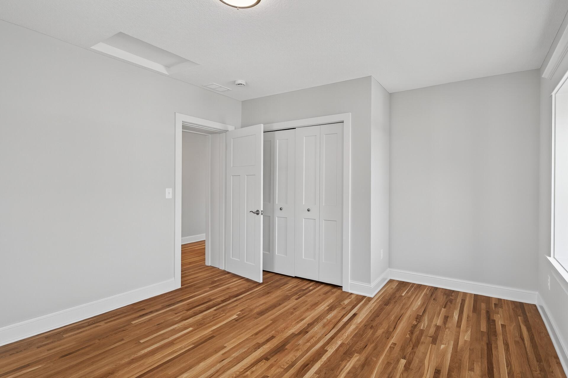 211 N Walnut Street