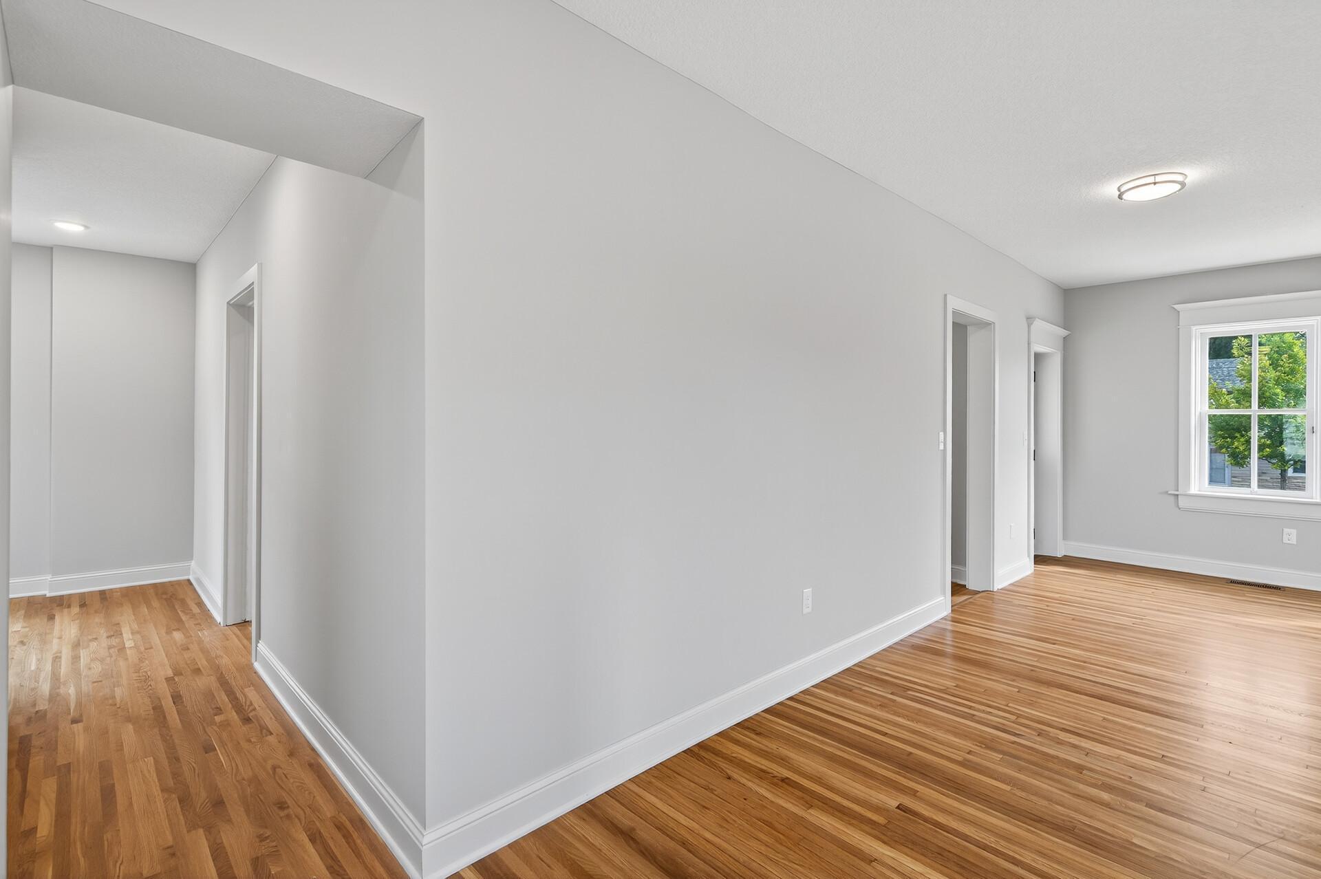 211 N Walnut Street