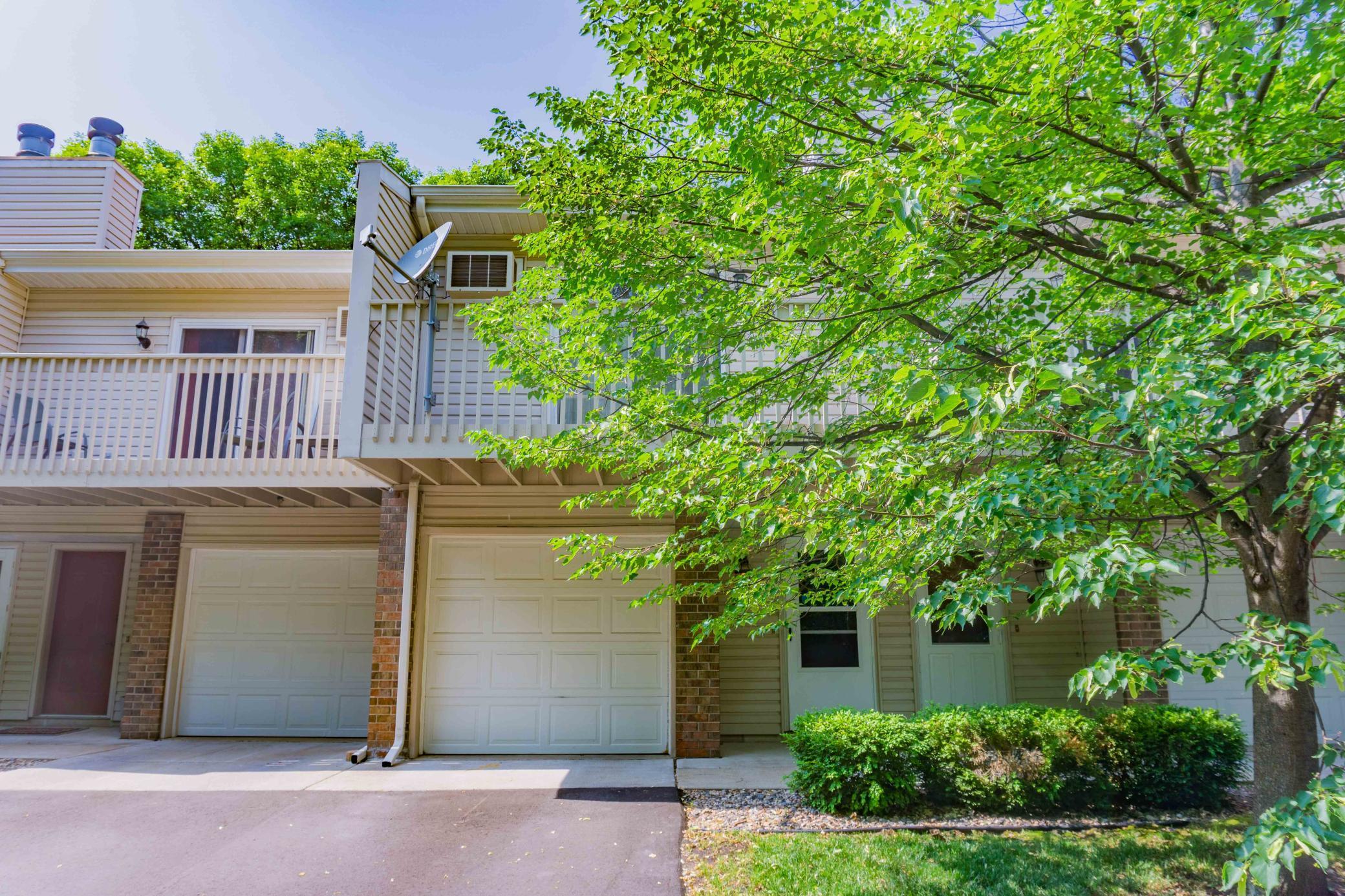 17494 Pond Circle
