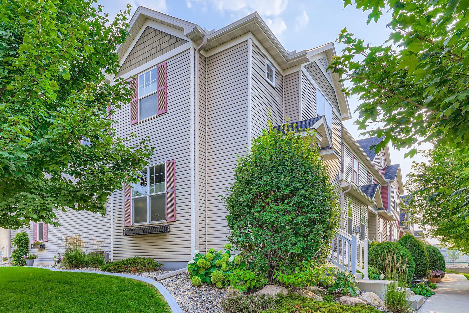 7780 Madelyn Creek Drive