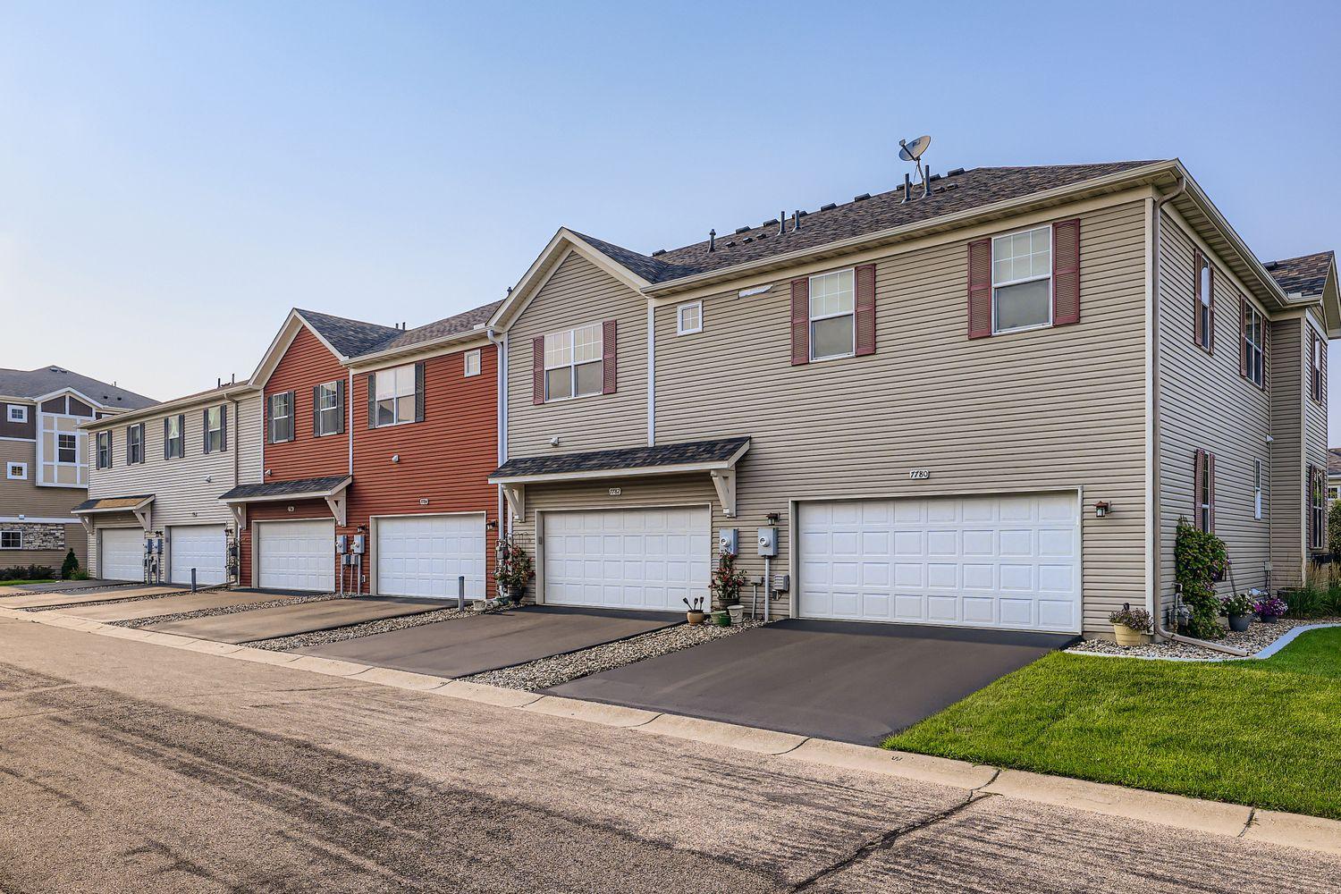 7780 Madelyn Creek Drive