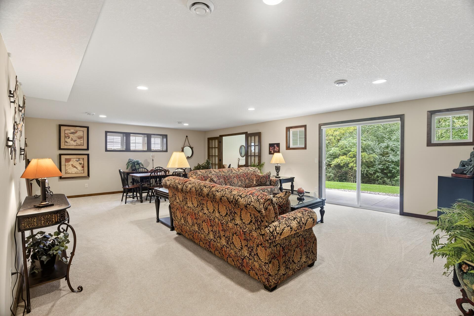 717 Somerwood Way