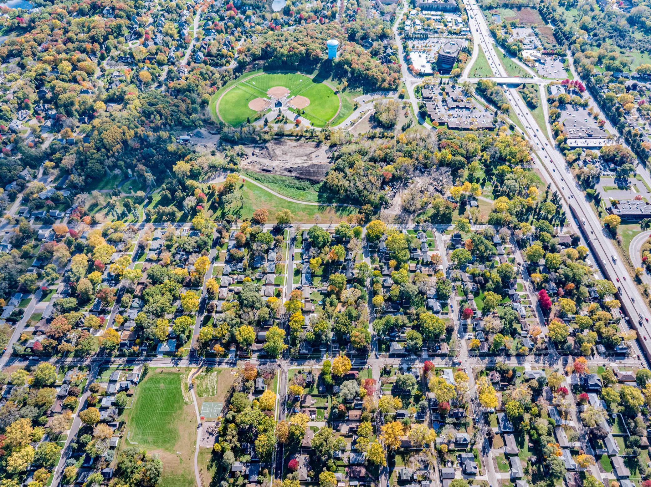 403 Madison Avenue S