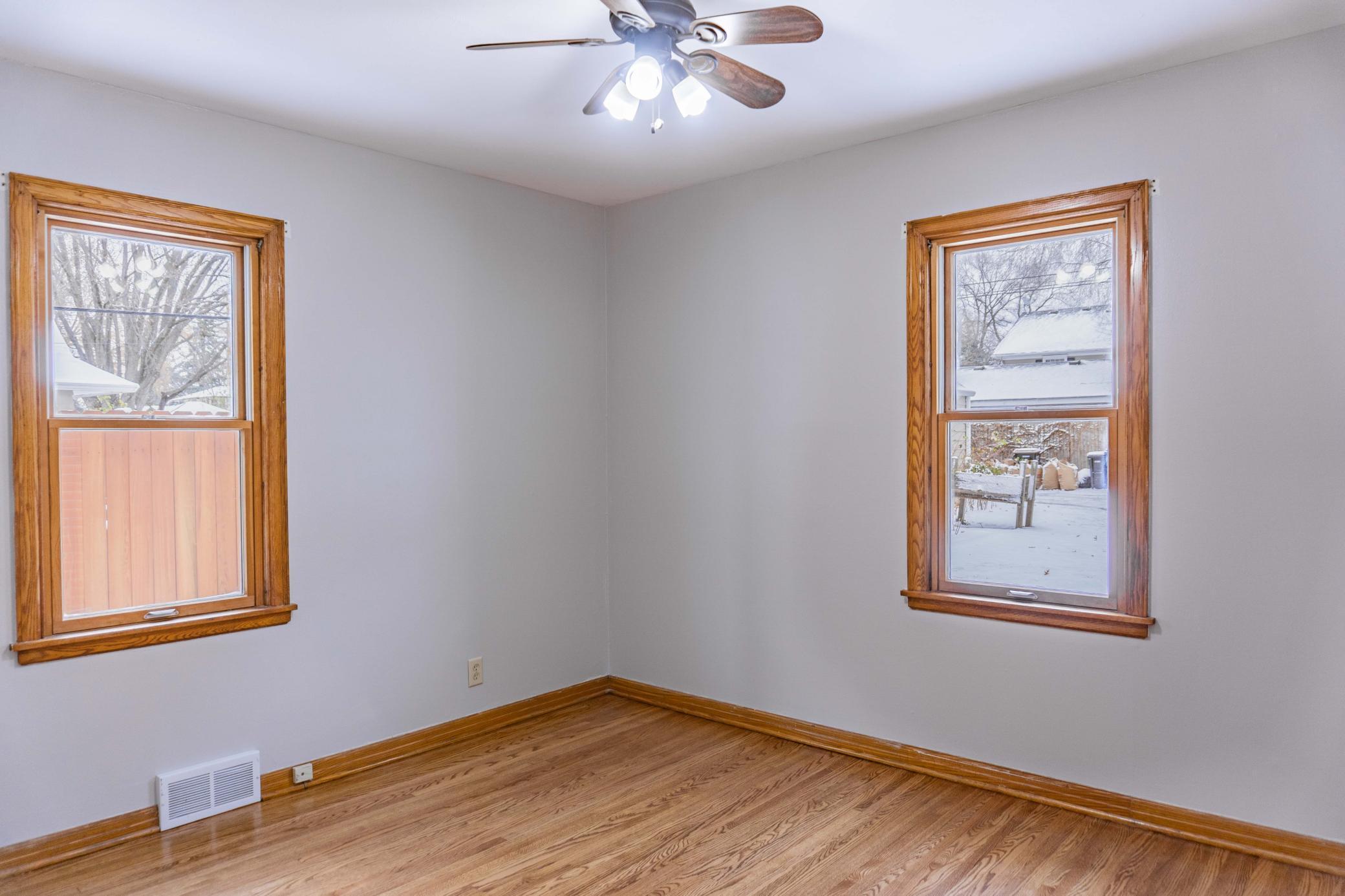 403 Madison Avenue S