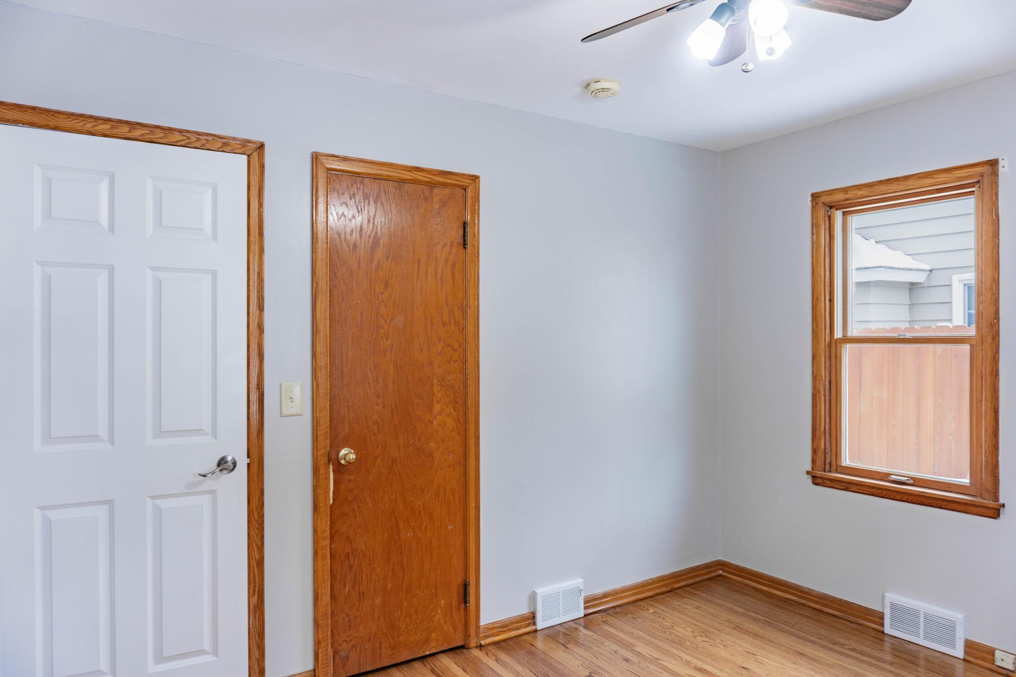 403 Madison Avenue S