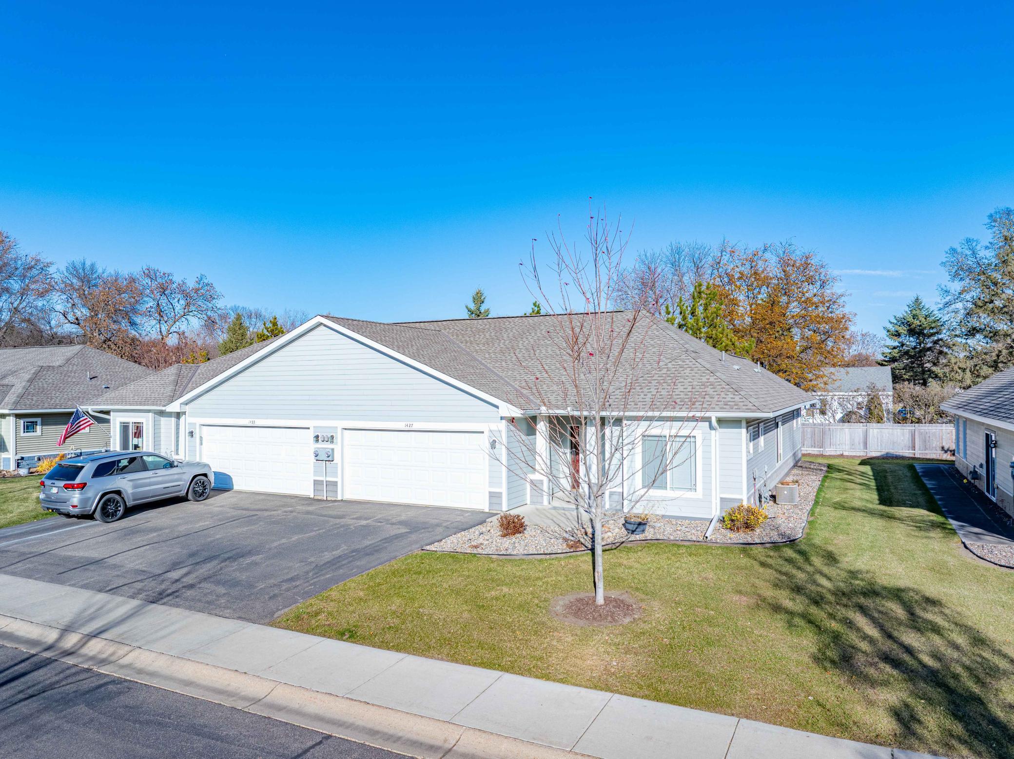1427 Ravoux Lane
