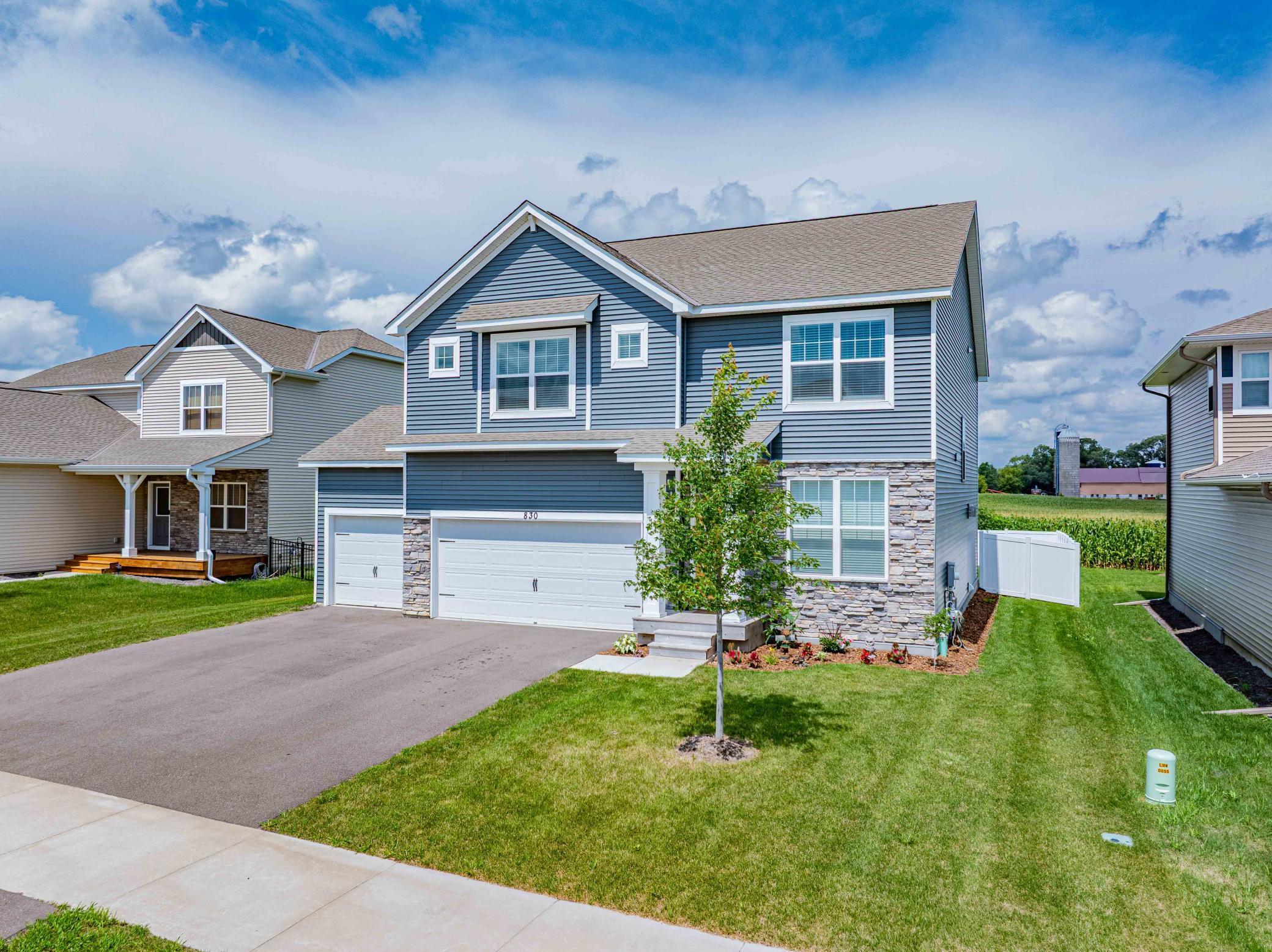 830 Foxglove Terrace