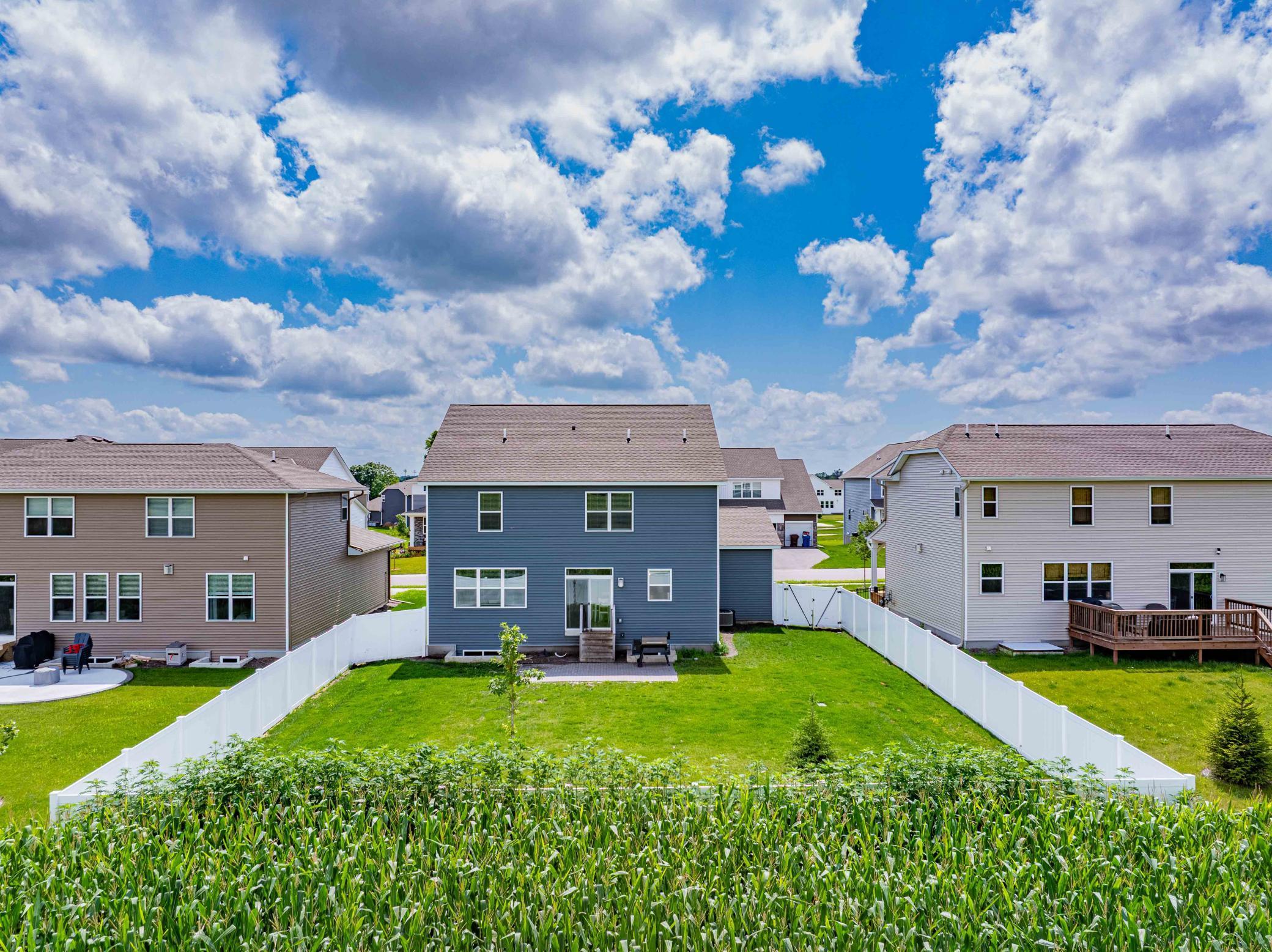 830 Foxglove Terrace