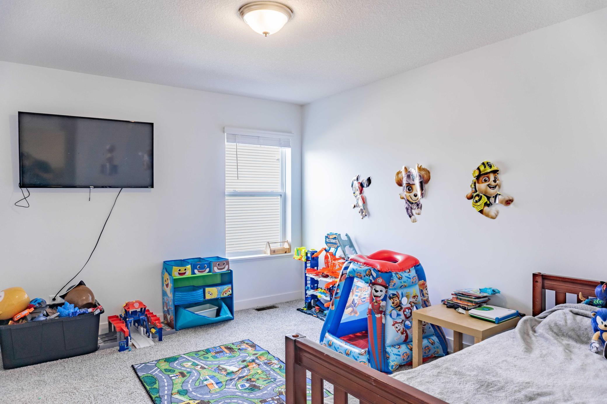 830 Foxglove Terrace