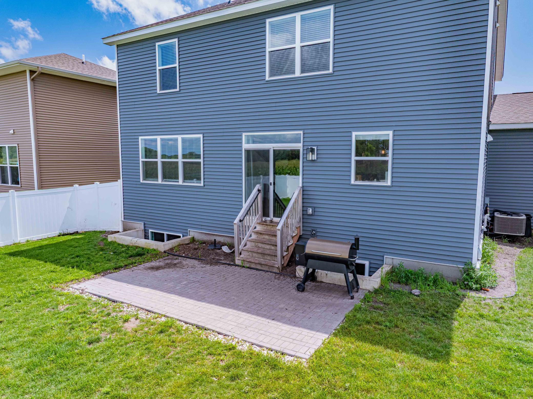 830 Foxglove Terrace