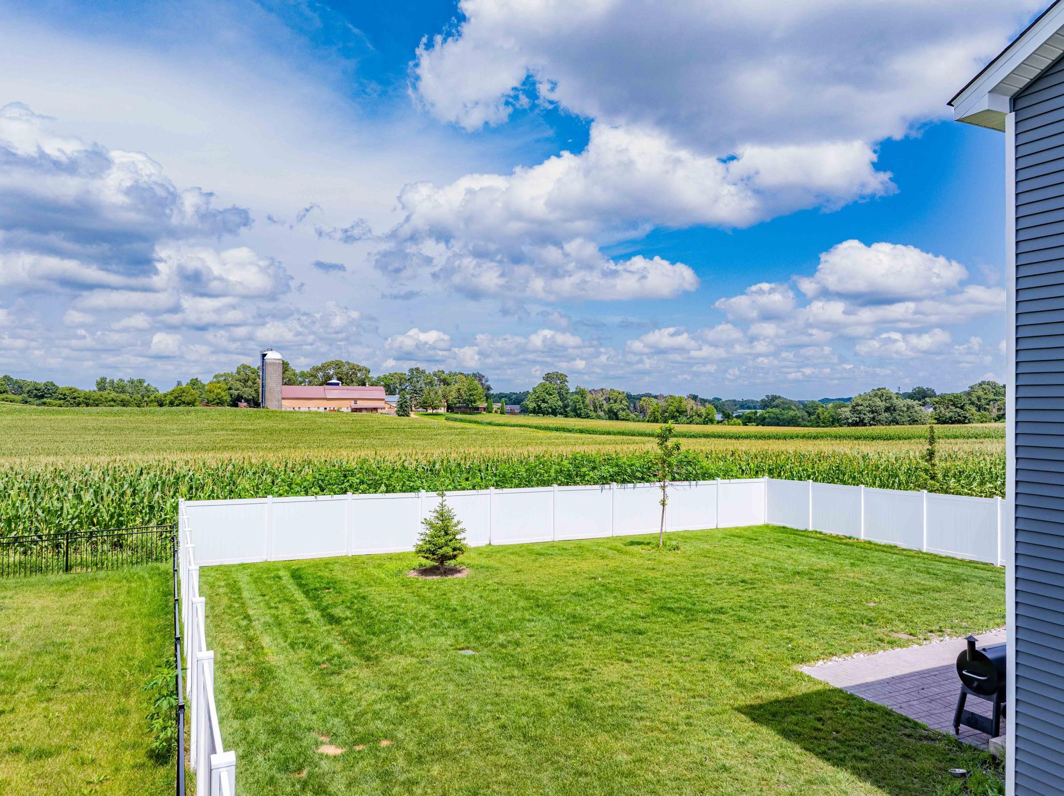 830 Foxglove Terrace