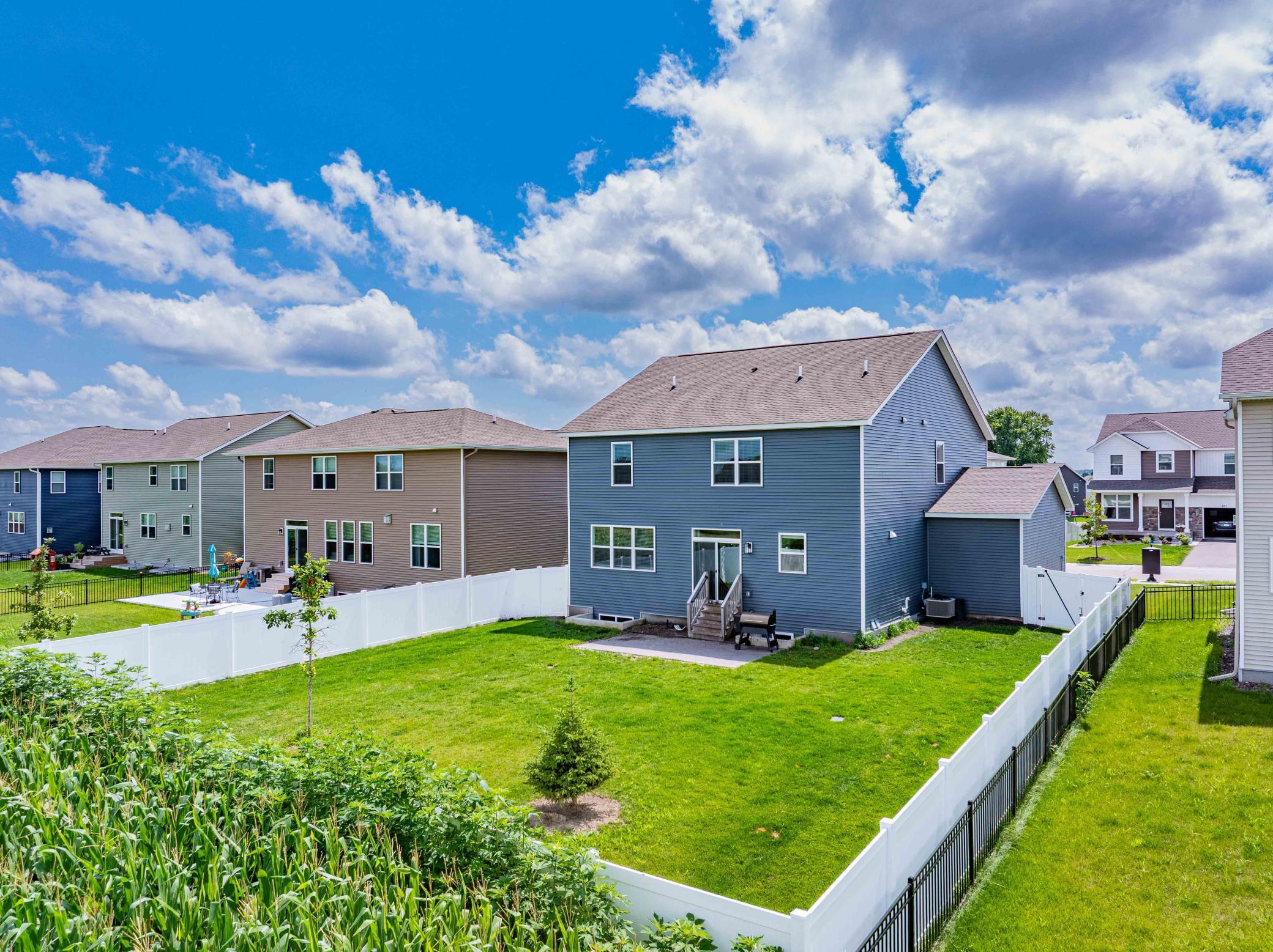 830 Foxglove Terrace