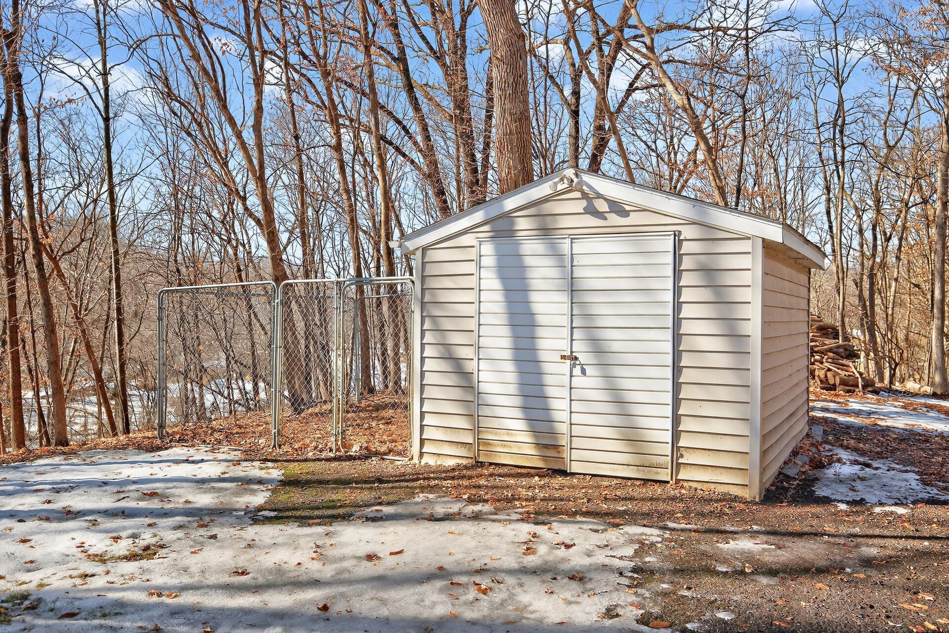 11990 Creekridge Lane