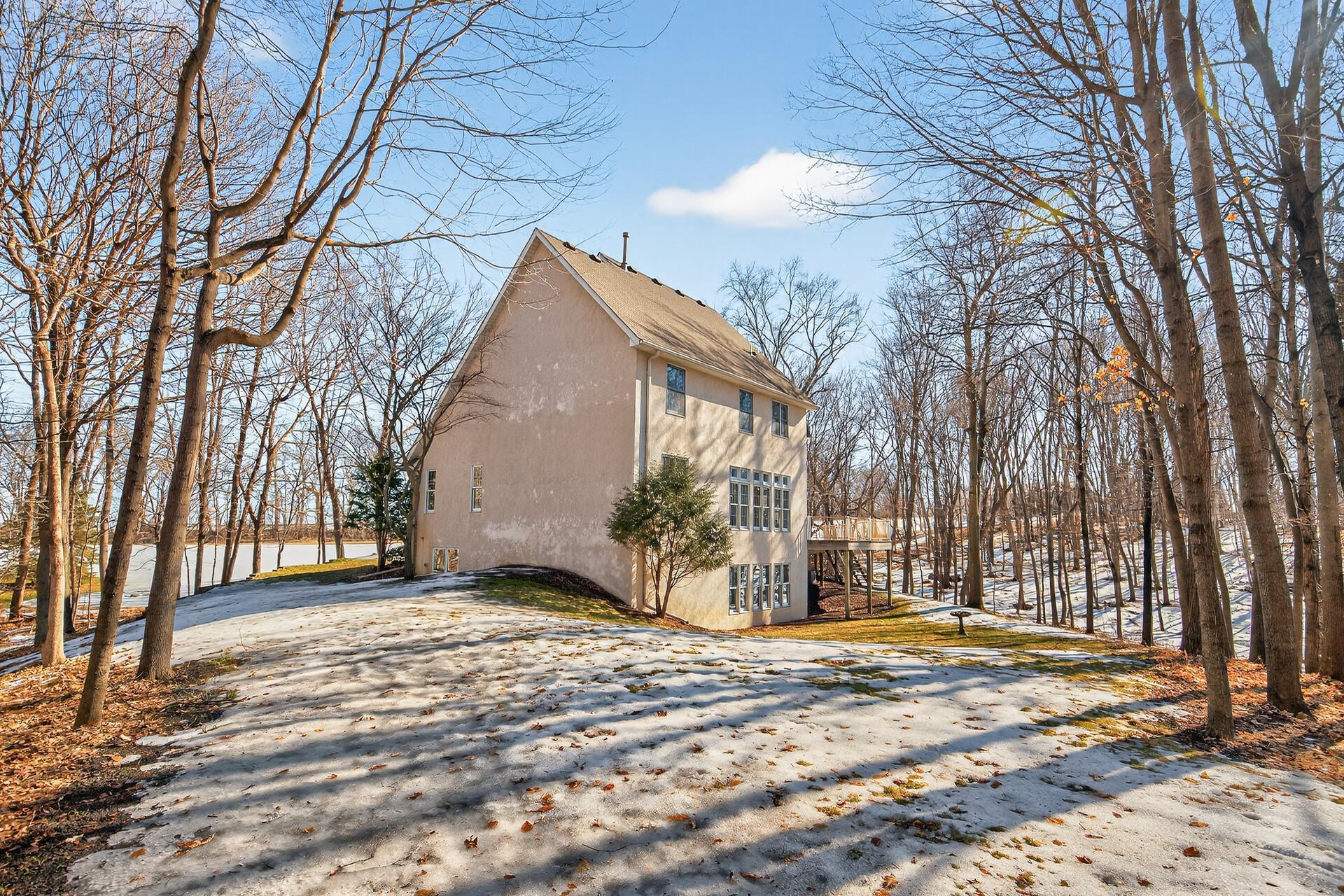 11990 Creekridge Lane