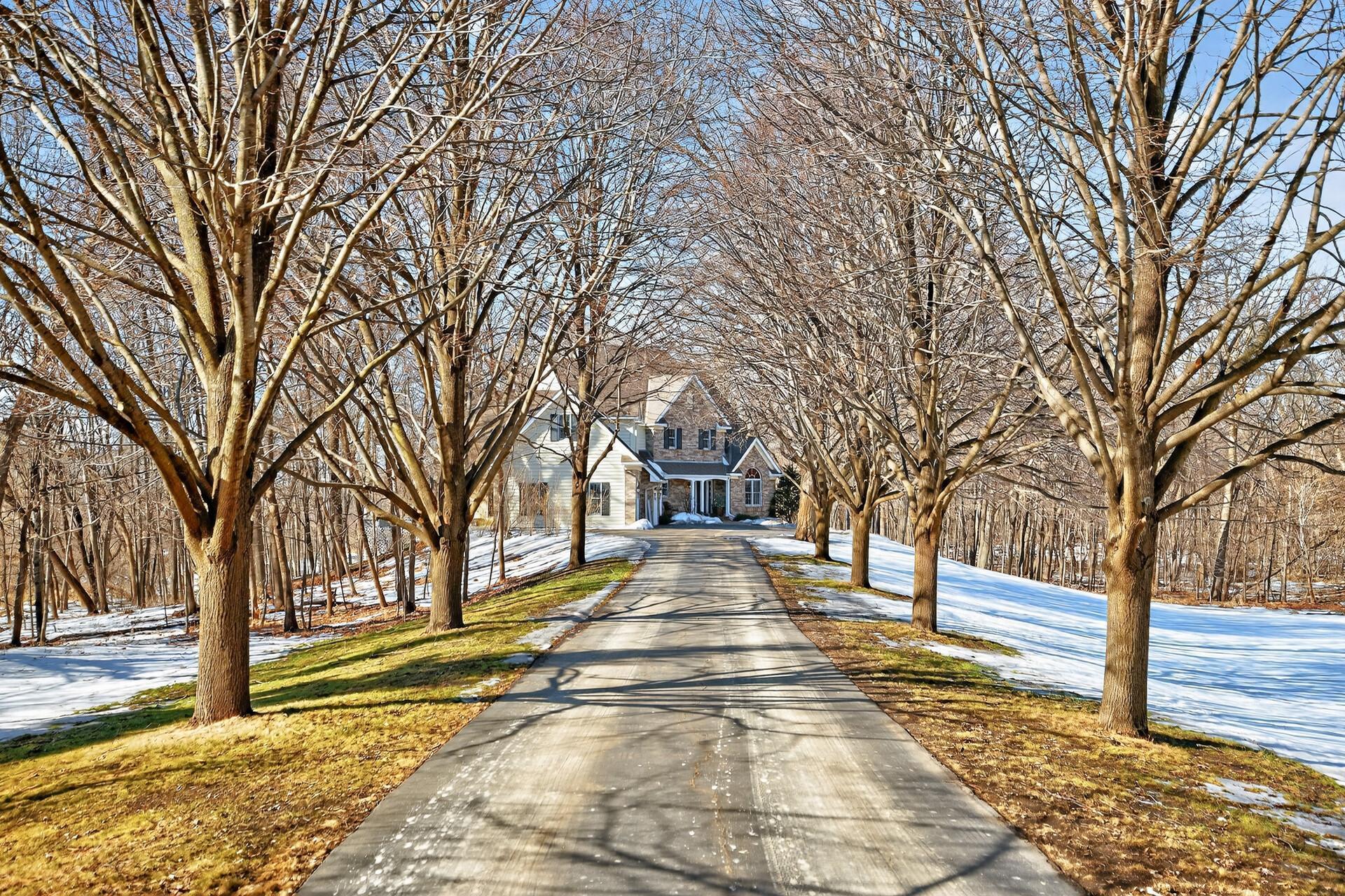 11990 Creekridge Lane