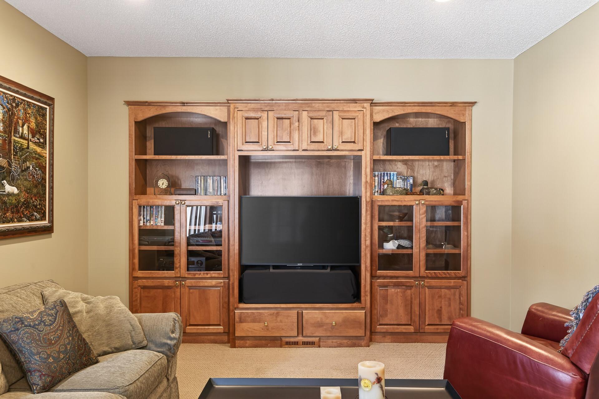 11990 Creekridge Lane