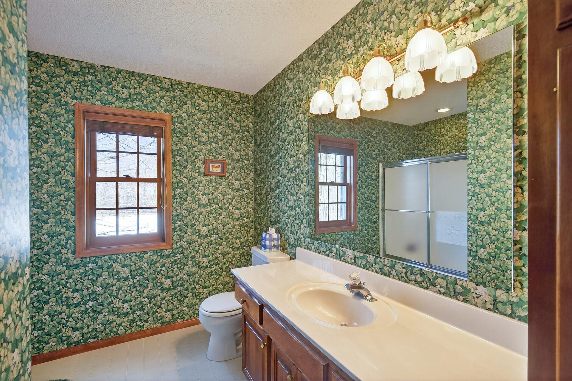 11990 Creekridge Lane