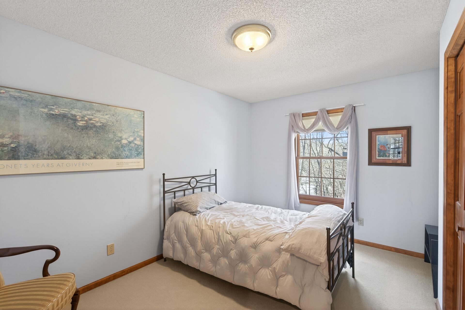 11990 Creekridge Lane