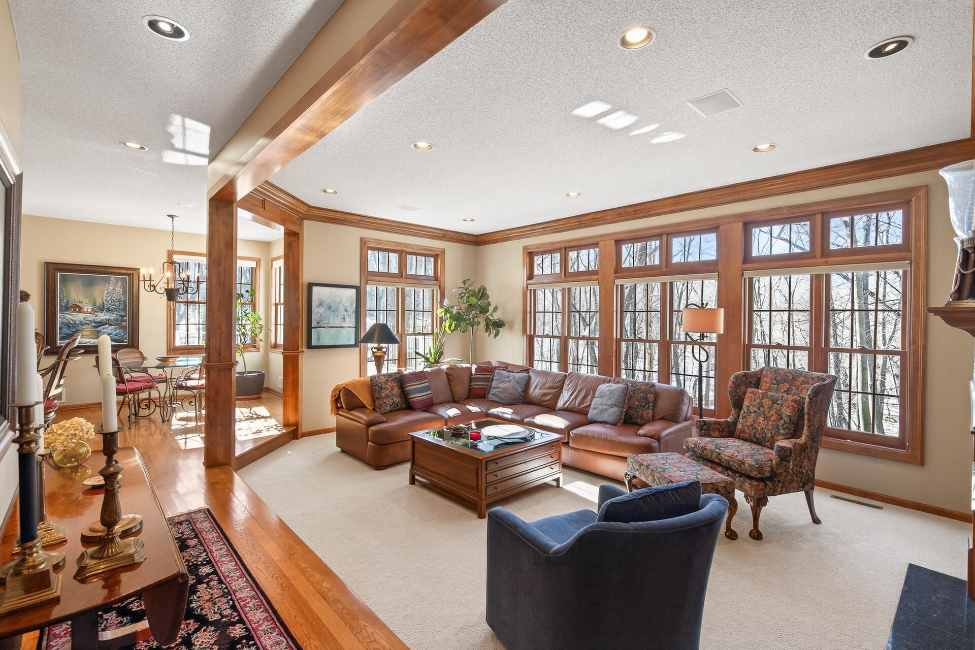 11990 Creekridge Lane