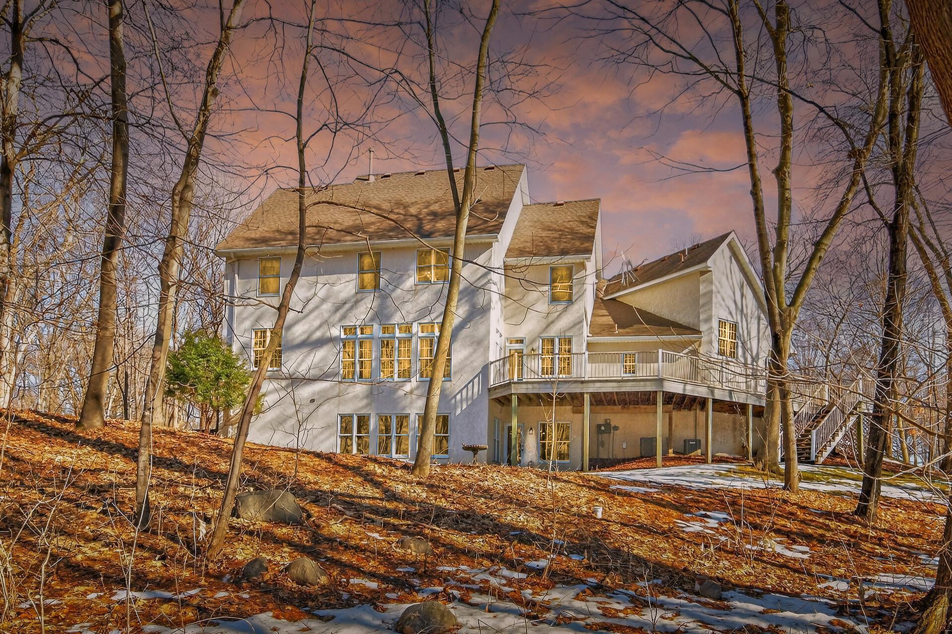 11990 Creekridge Lane