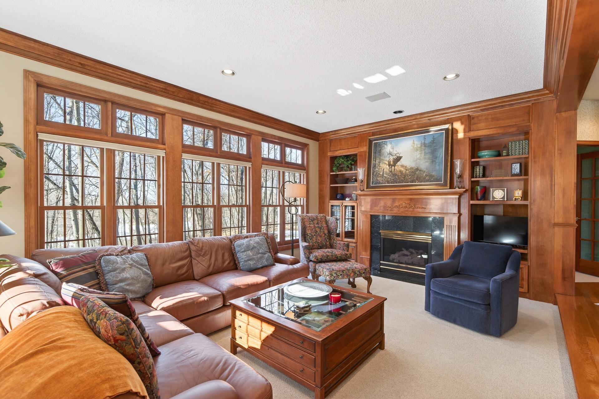 11990 Creekridge Lane