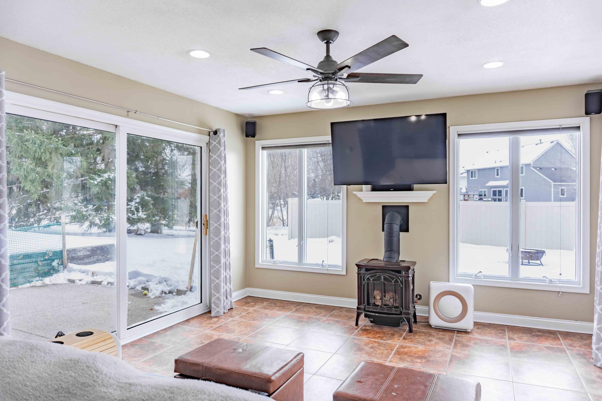 110912 Von Hertzen Circle