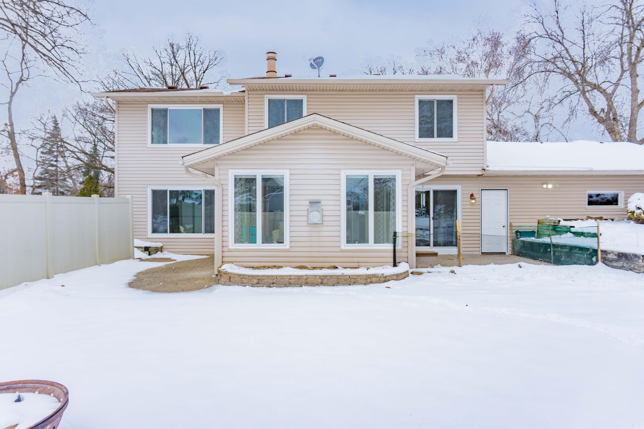 110912 Von Hertzen Circle