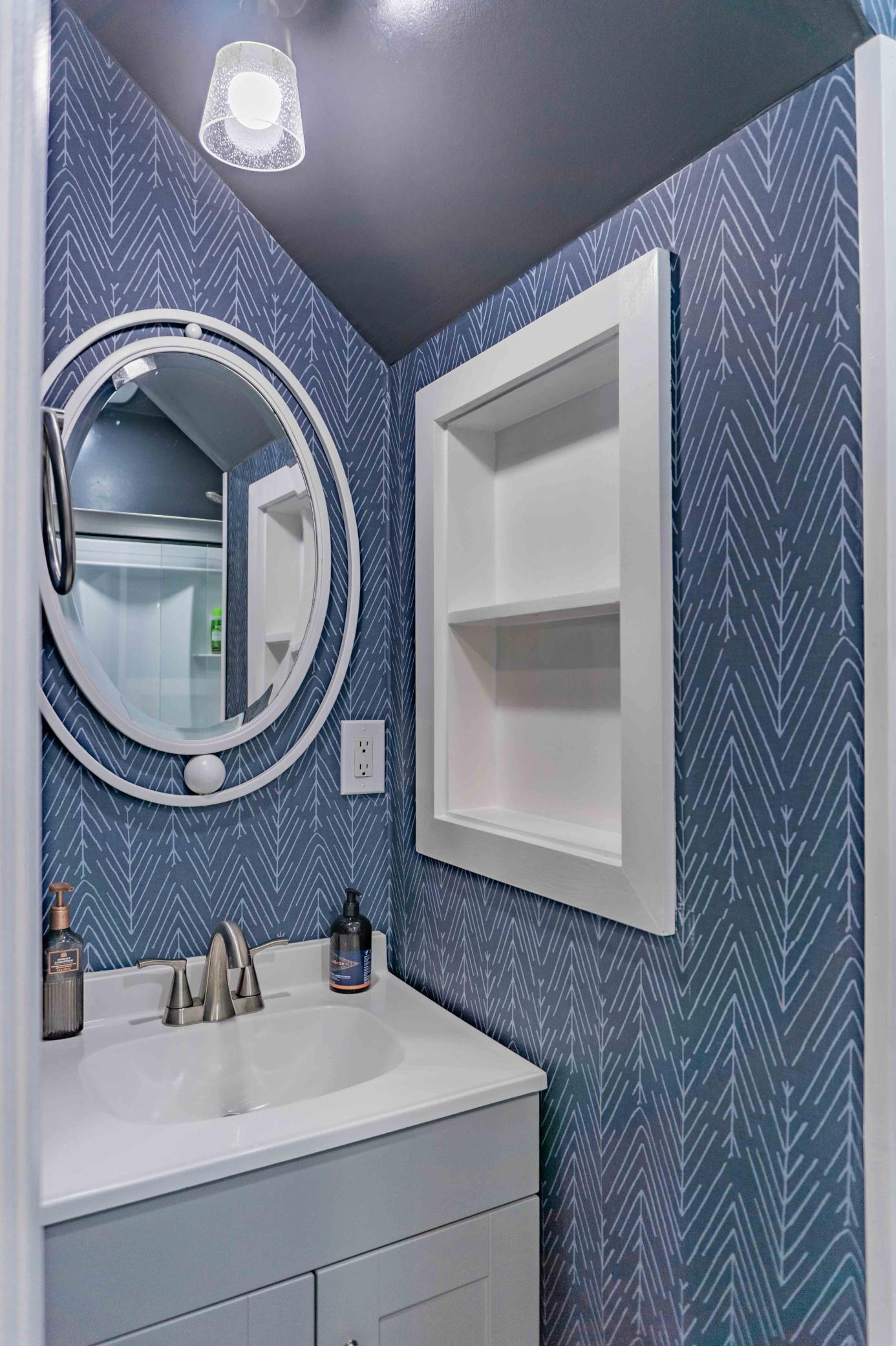 110912 Von Hertzen Circle