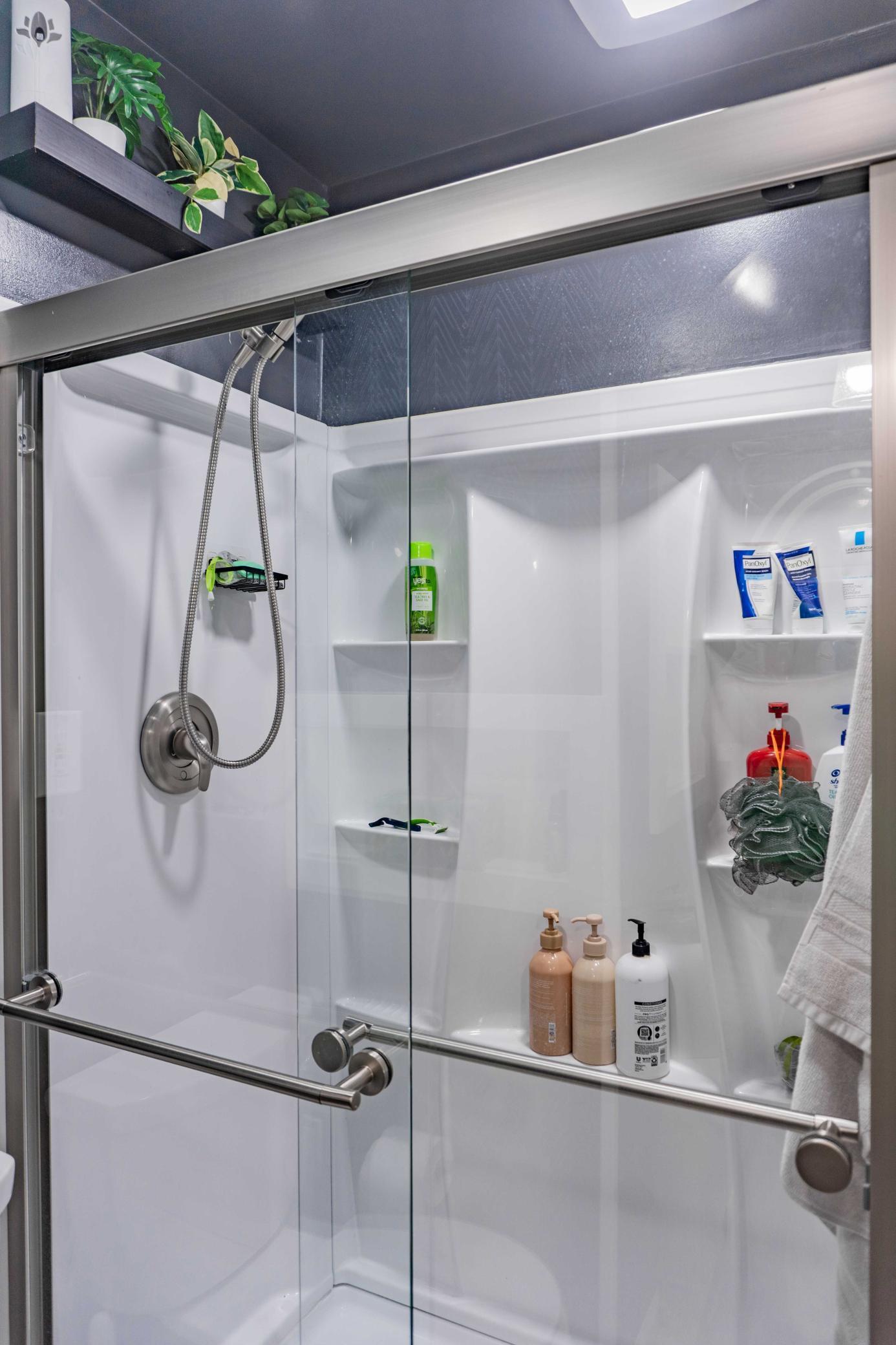 110912 Von Hertzen Circle