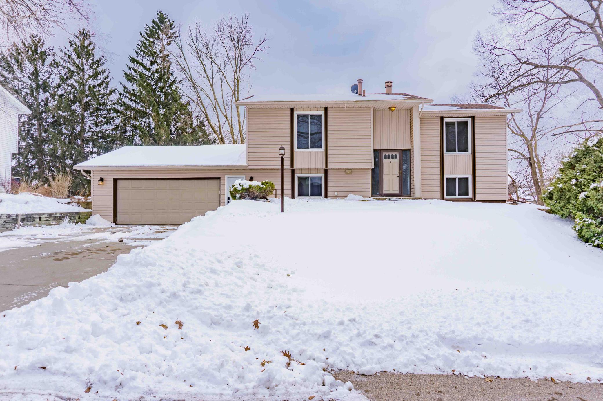 110912 Von Hertzen Circle