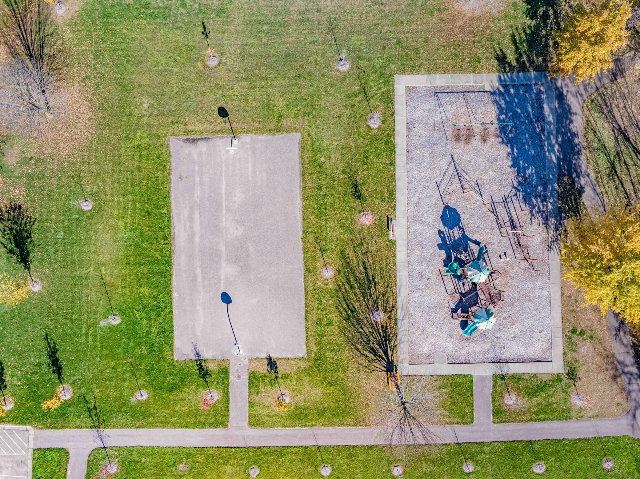 110912 Von Hertzen Circle