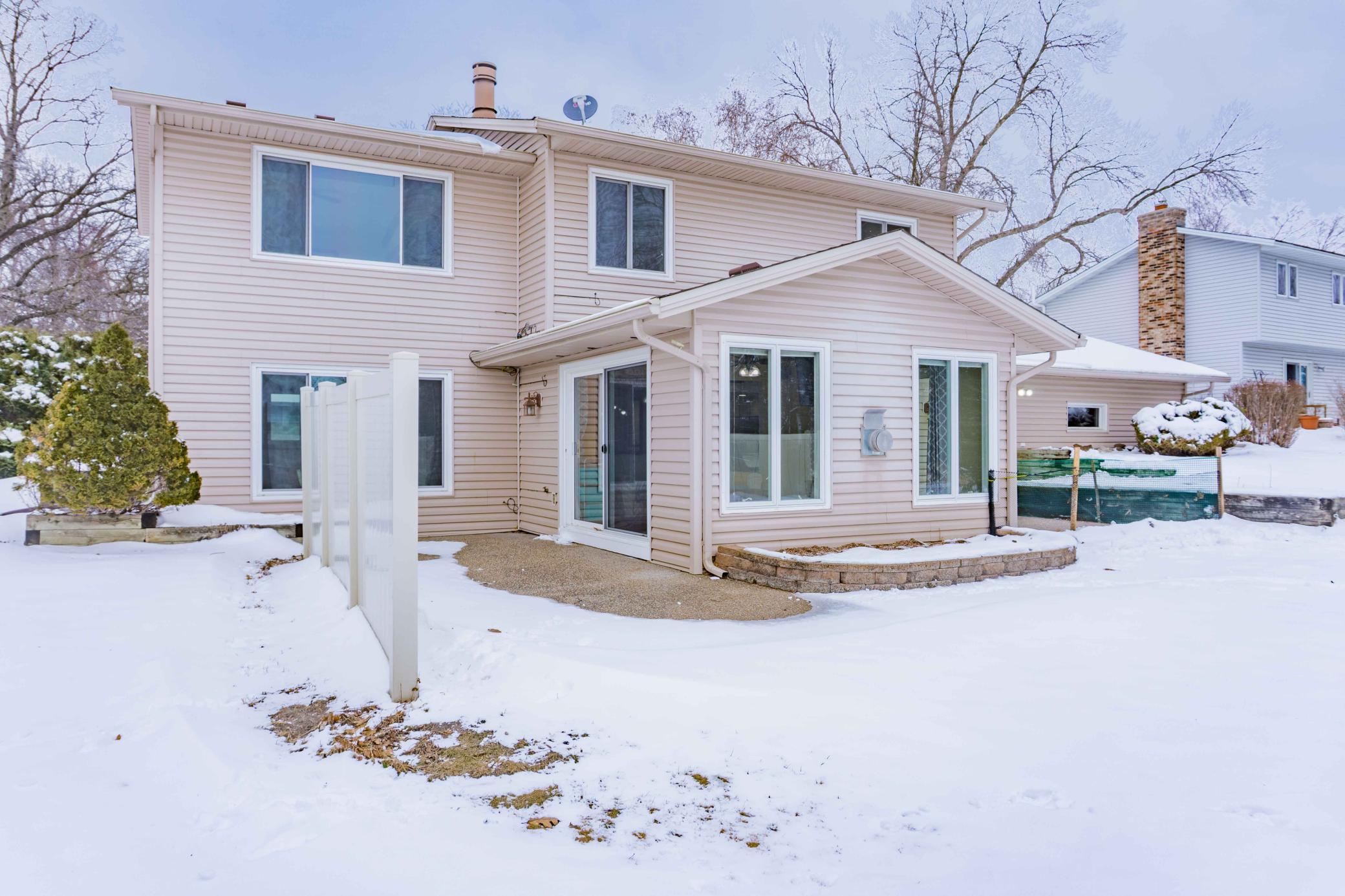 110912 Von Hertzen Circle